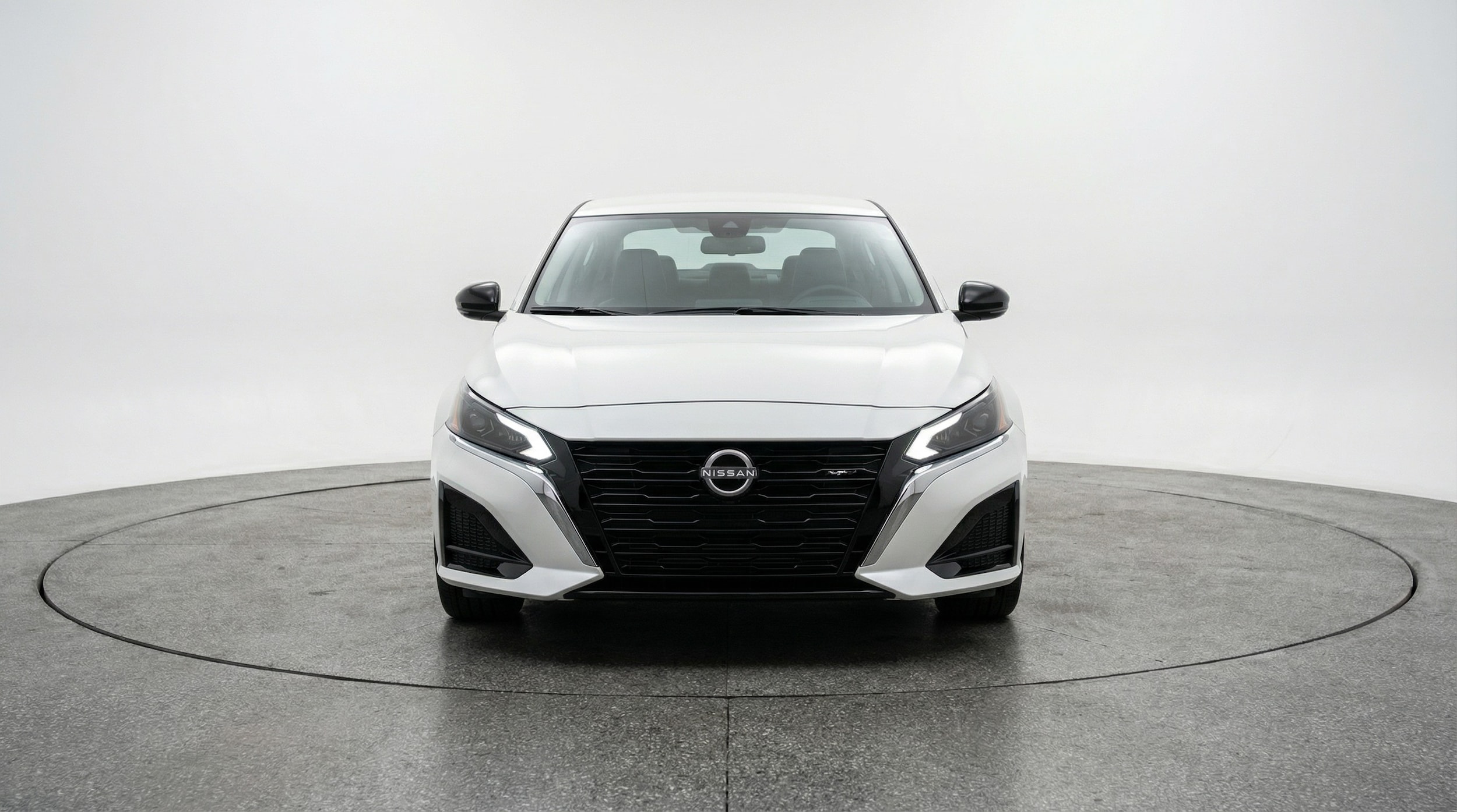 Thumbnail: 2025 Nissan Altima - 2
