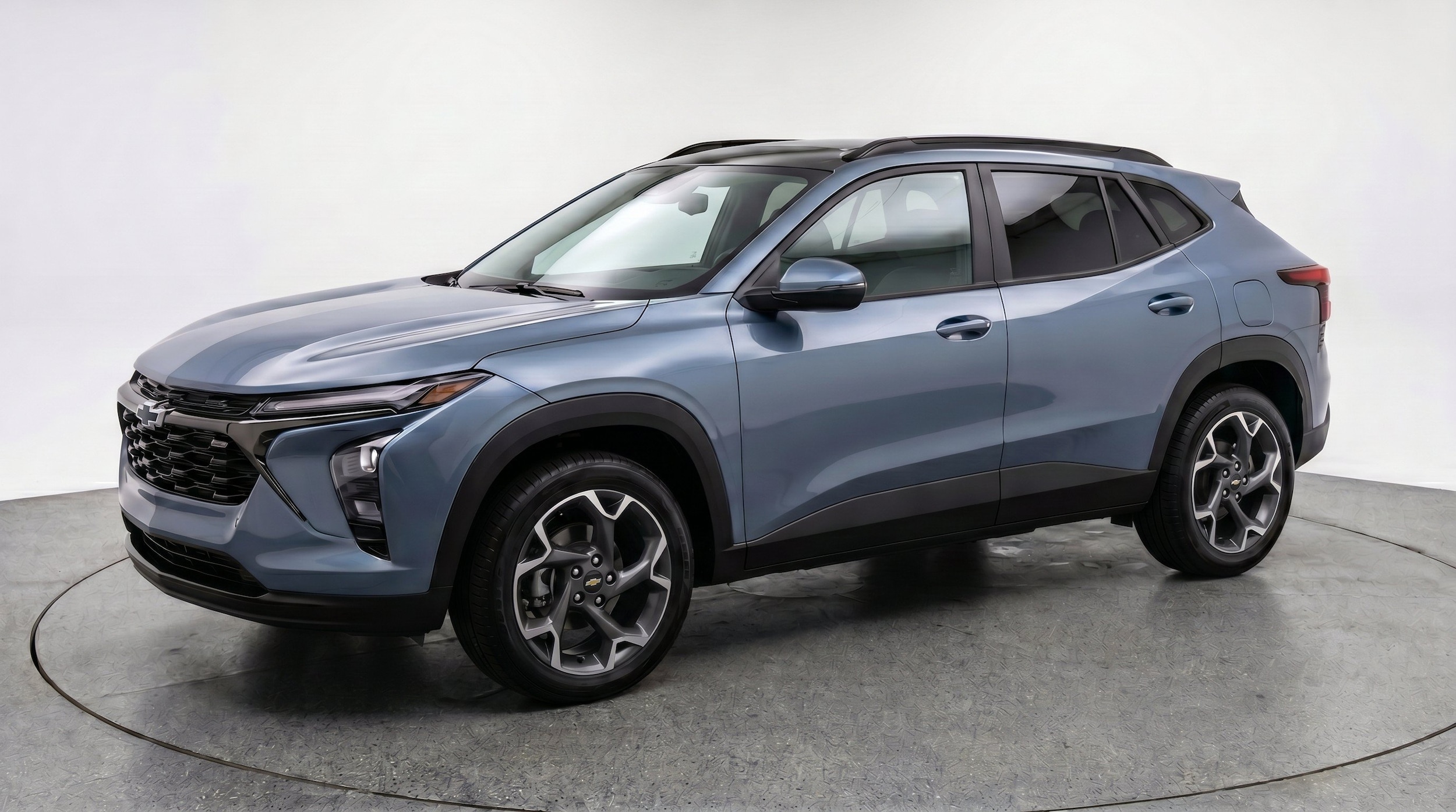 Thumbnail: 2025 Chevrolet Trax - 3