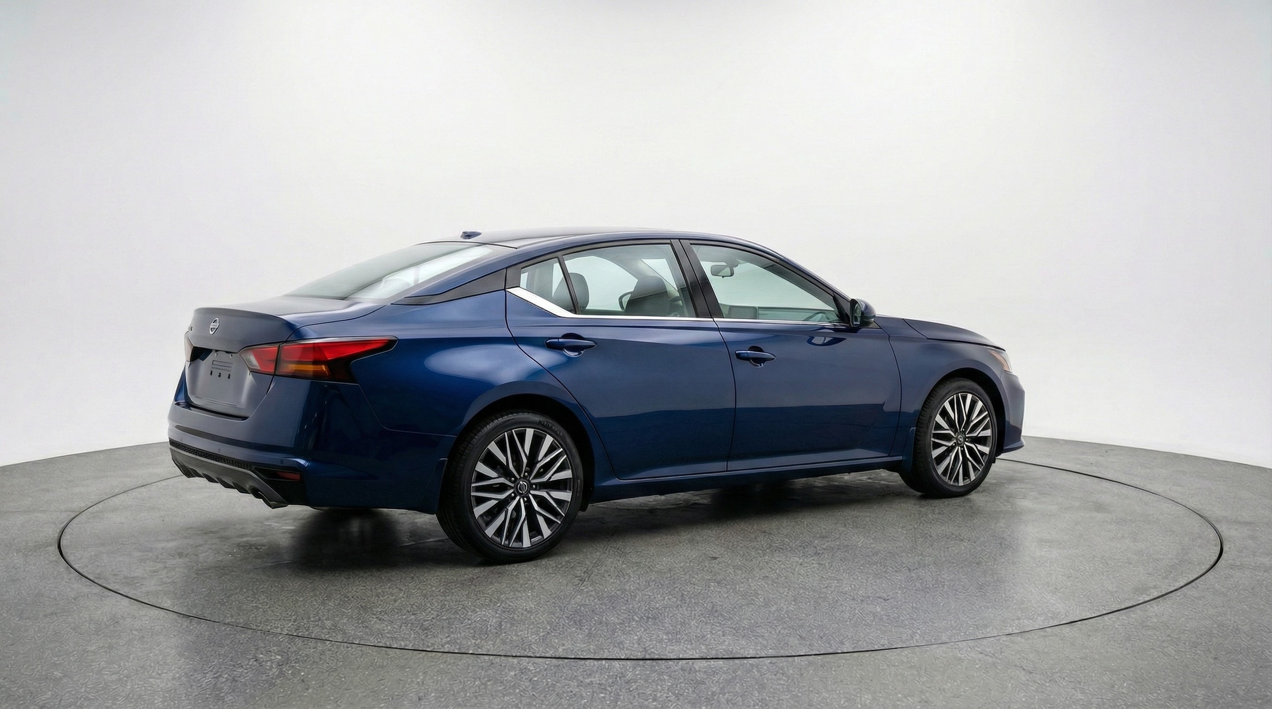 Thumbnail: 2025 Nissan Altima - 7