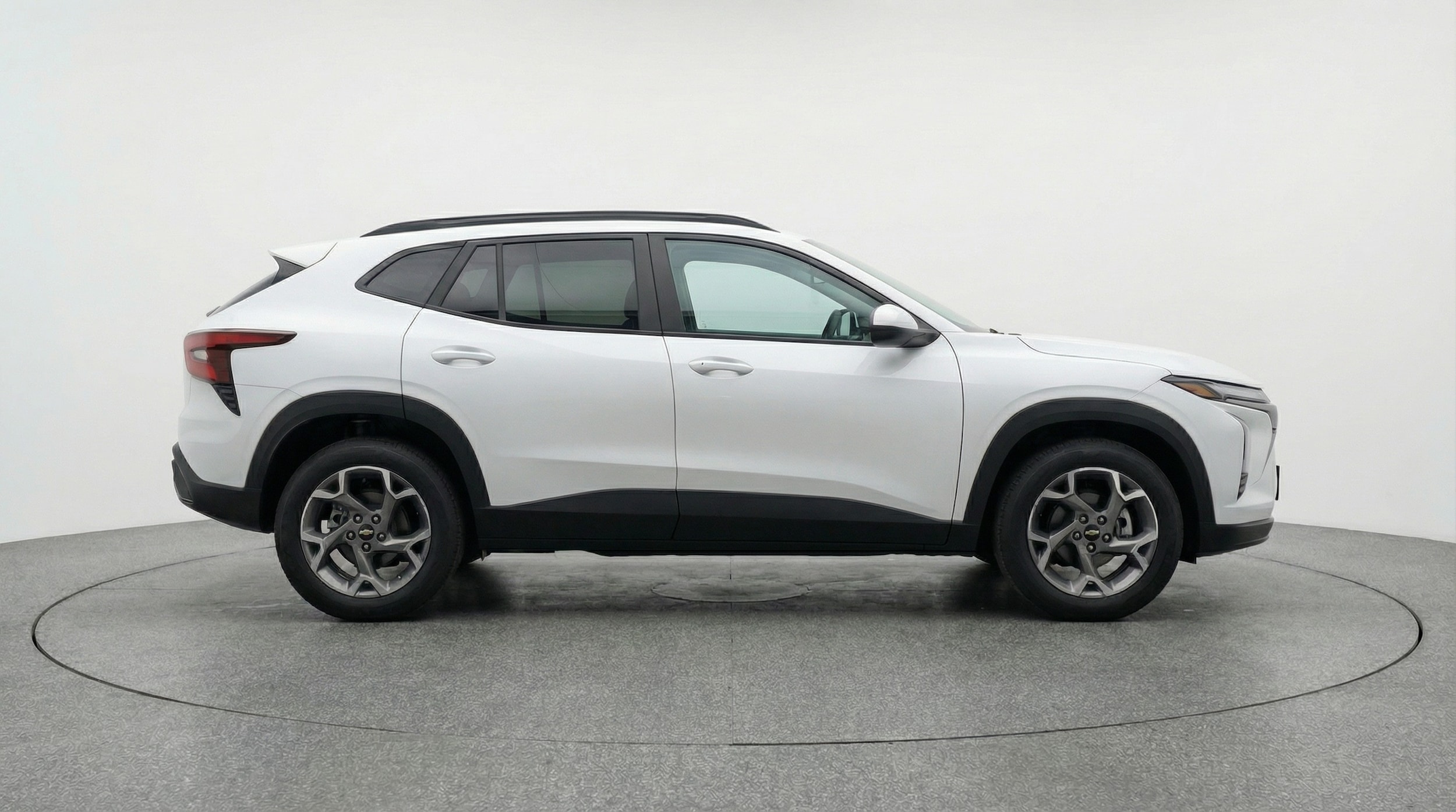 Thumbnail: 2025 Chevrolet Trax - 8