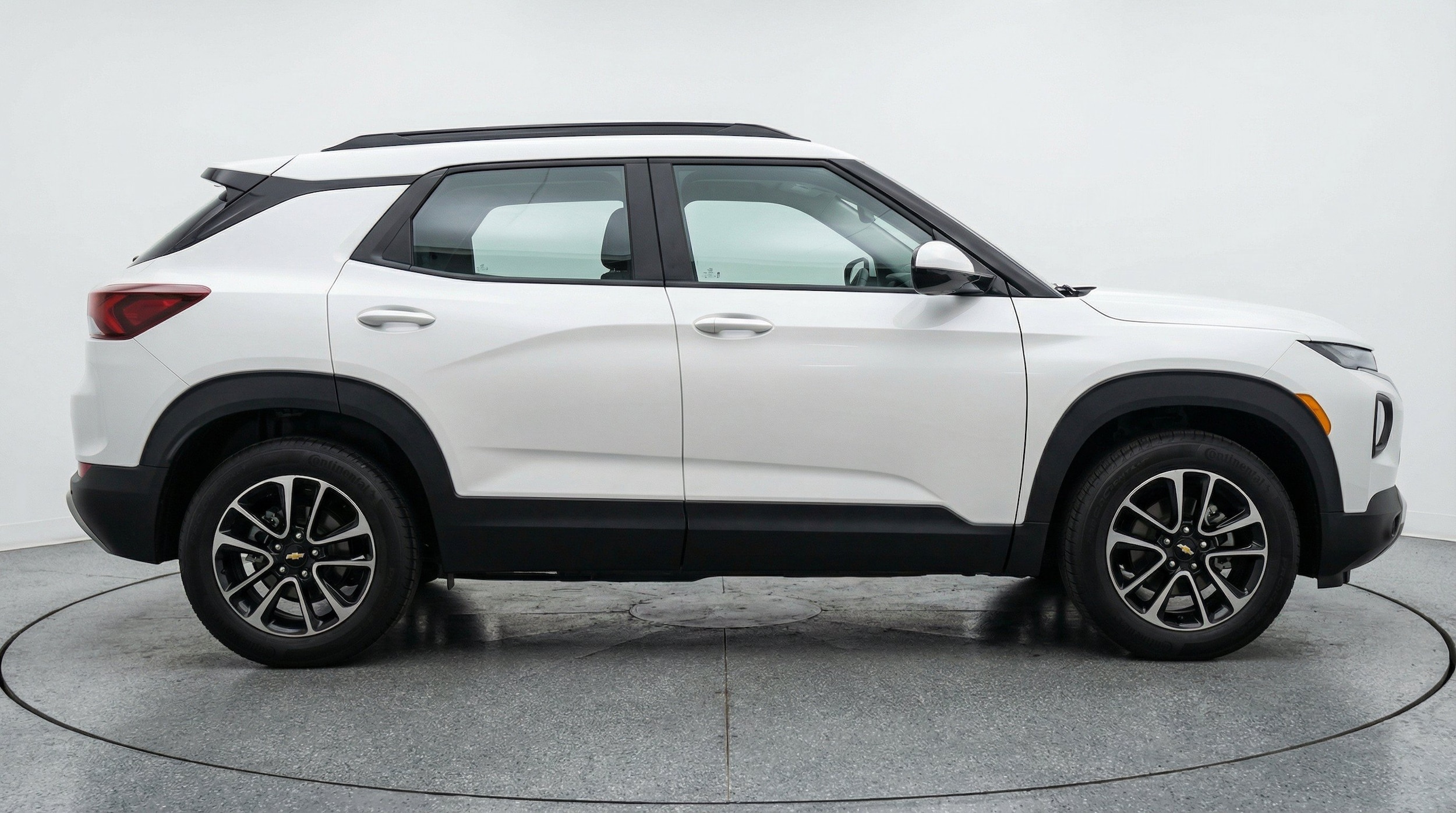 Thumbnail: 2025 Chevrolet TrailBlazer - 11