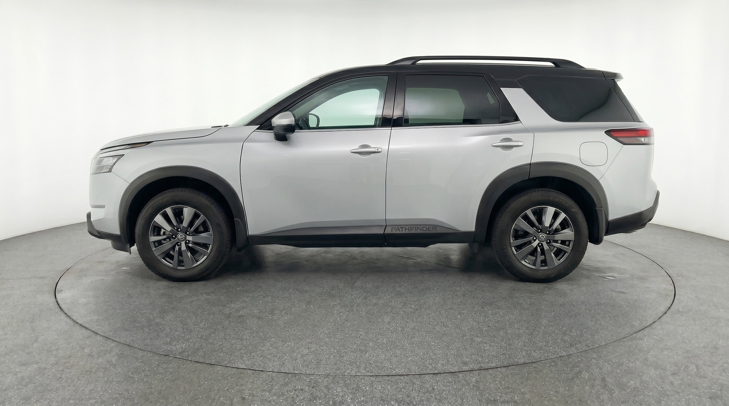 Thumbnail: 2025 Nissan Pathfinder - 5