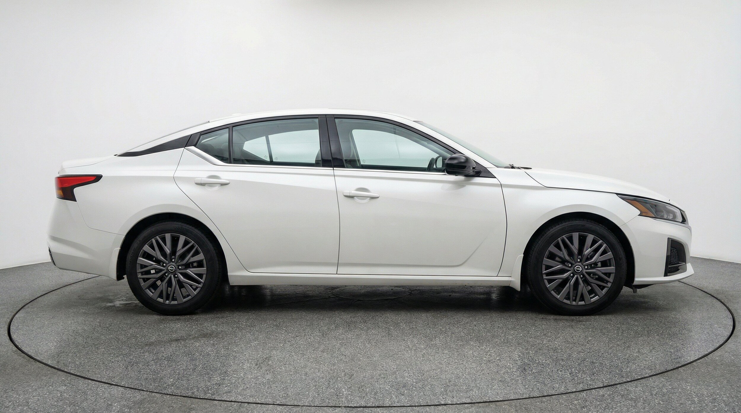 Thumbnail: 2025 Nissan Altima - 11