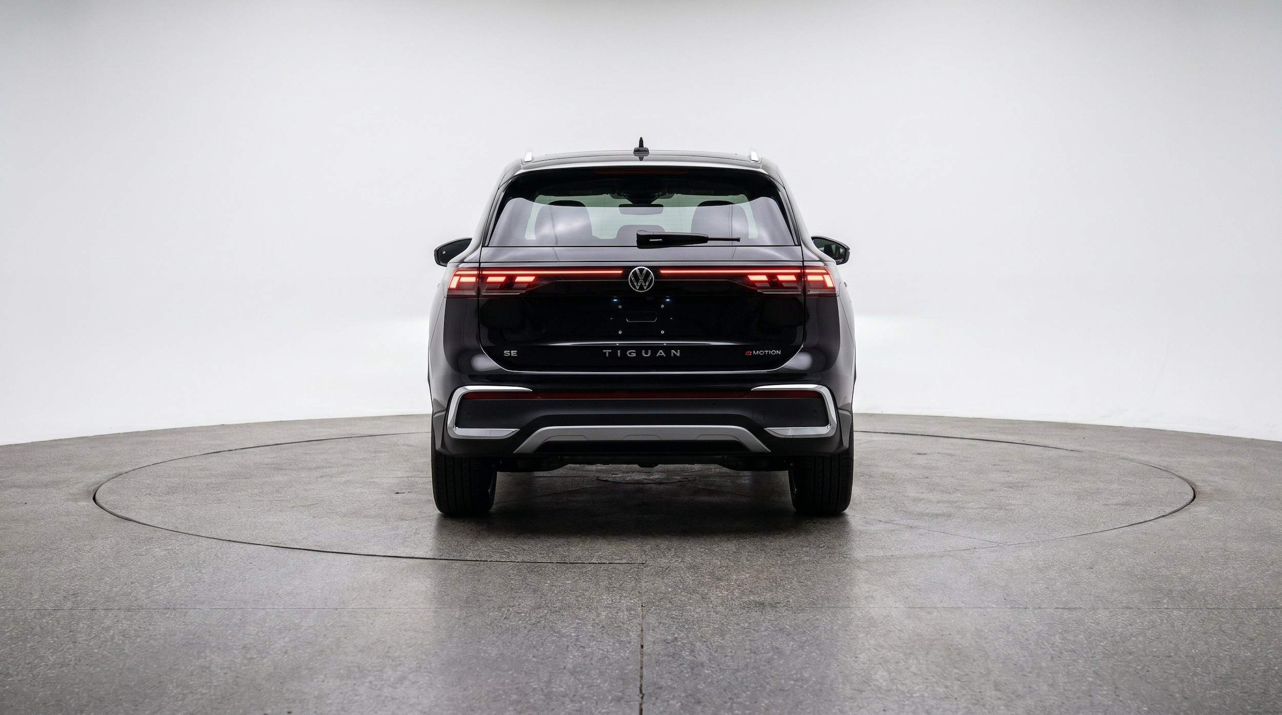 Thumbnail: 2026 Volkswagen Tiguan - 7