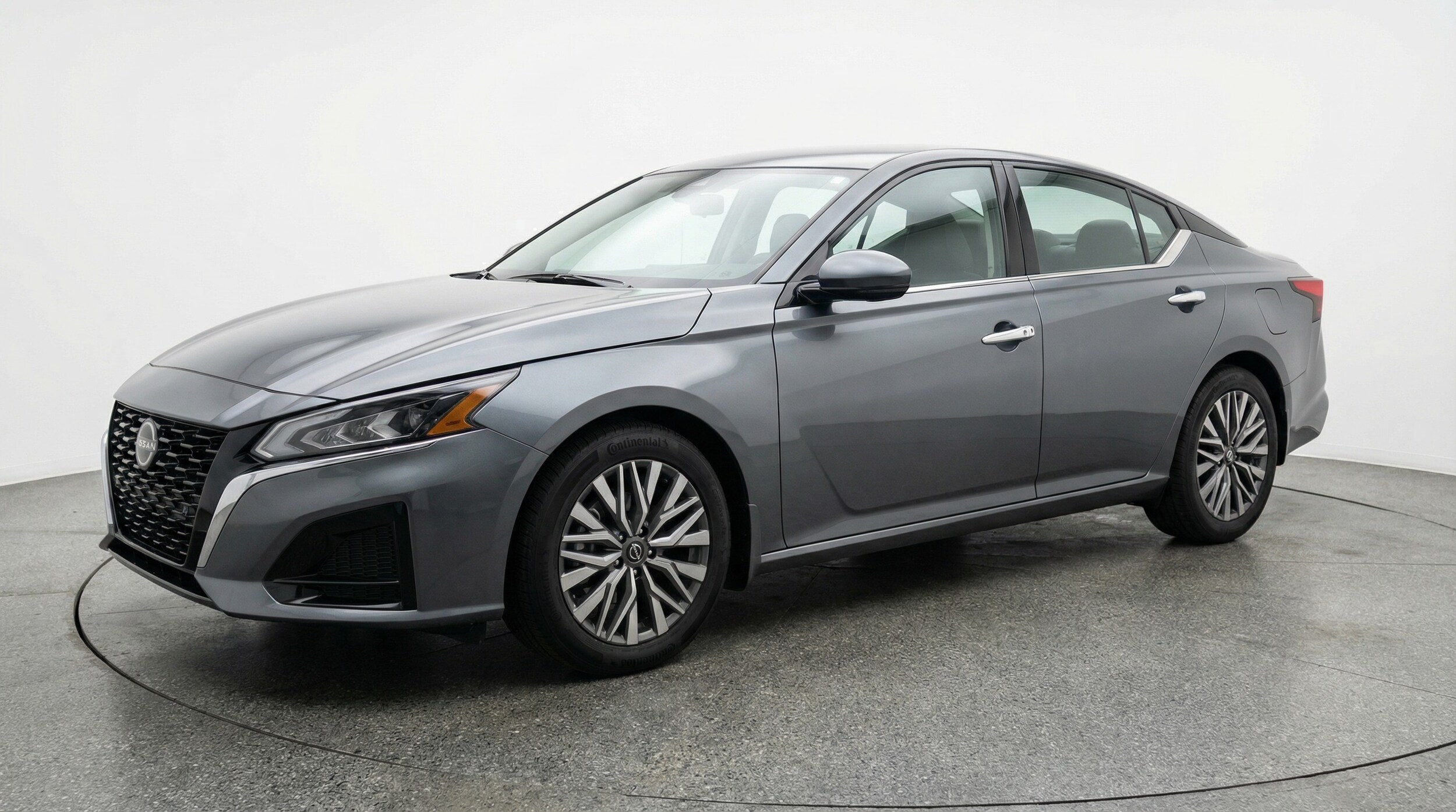 Thumbnail: 2025 Nissan Altima - 3