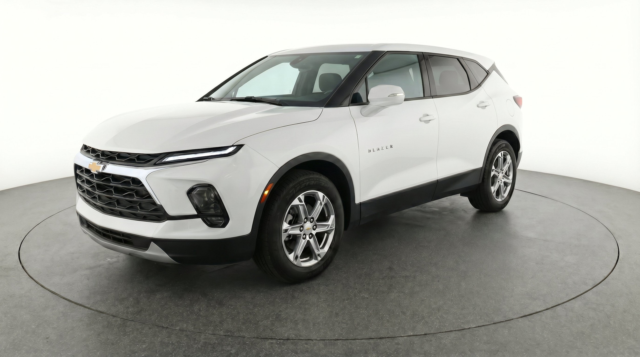 Thumbnail: 2025 Chevrolet Blazer - 3