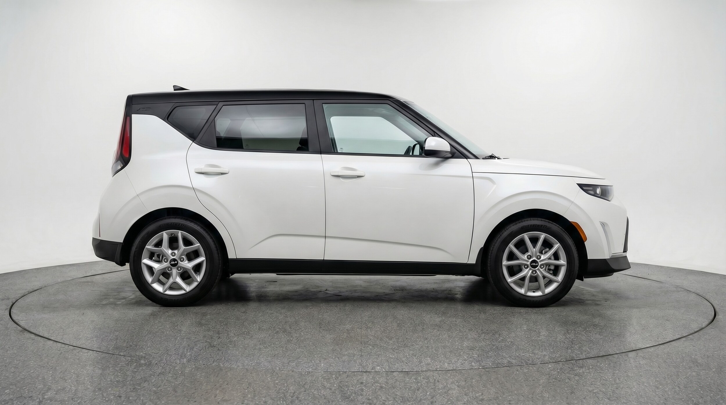 Thumbnail: 2025 Kia Soul - 8