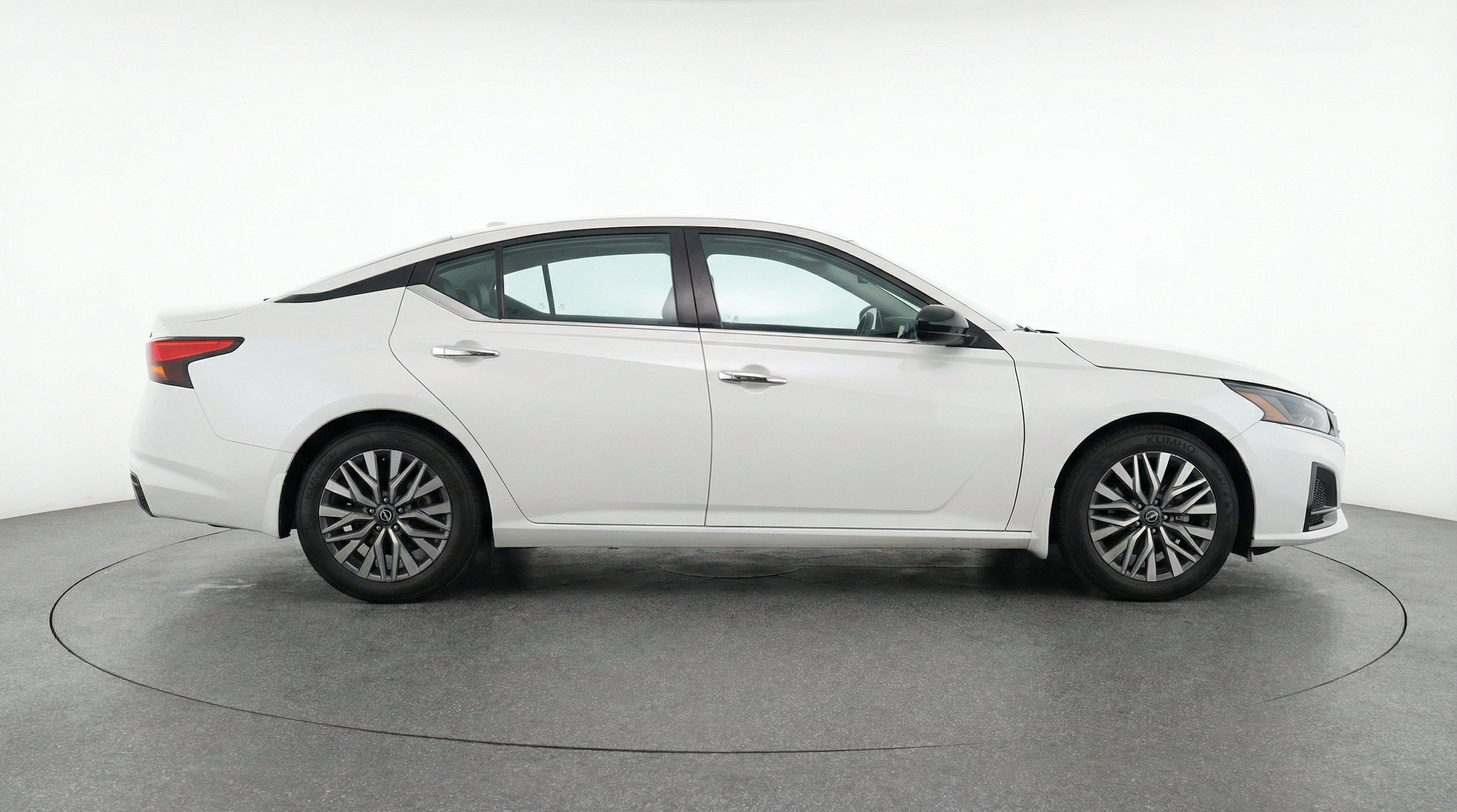 Thumbnail: 2025 Nissan Altima - 11