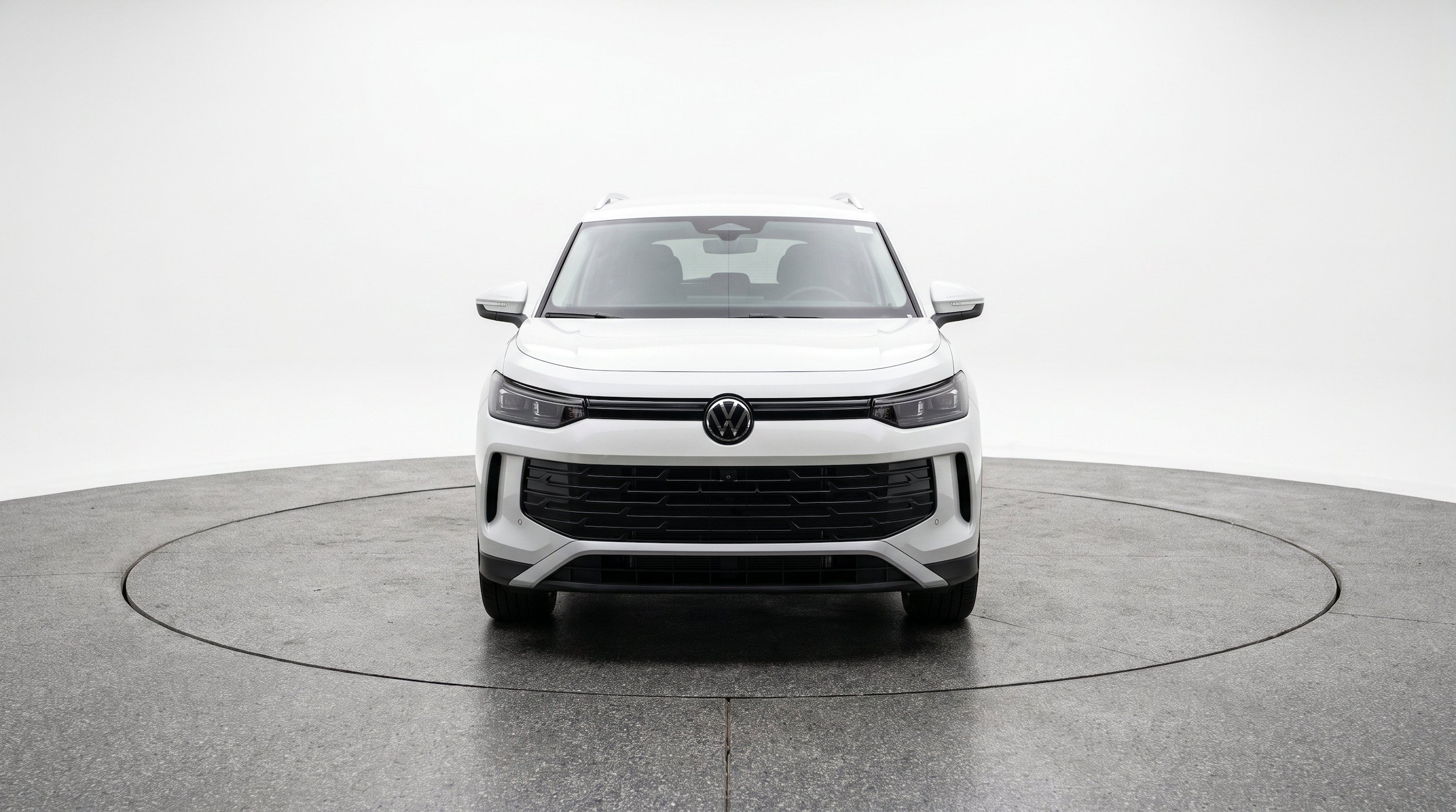 Thumbnail: 2026 Volkswagen Tiguan - 2