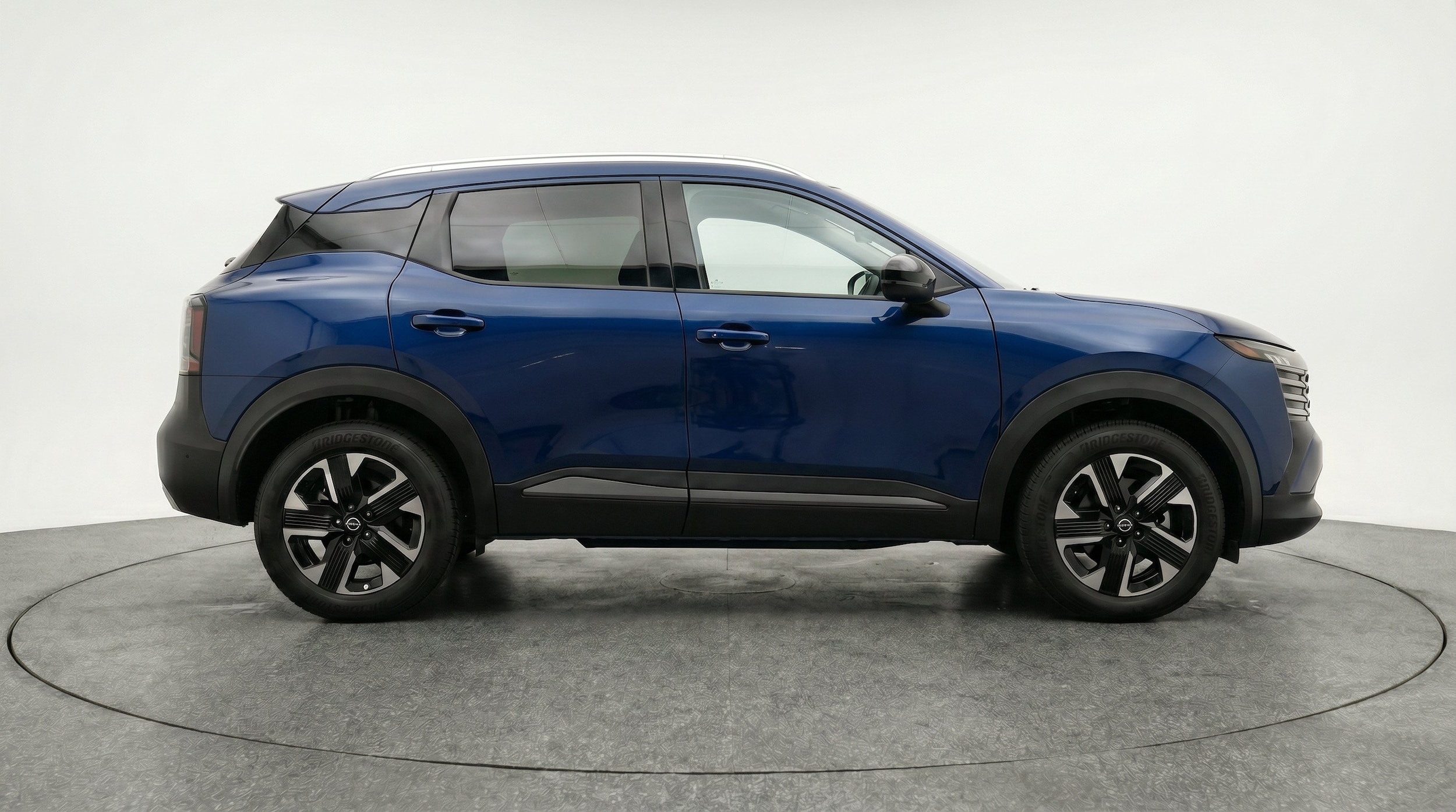 Thumbnail: 2026 Nissan Kicks - 11