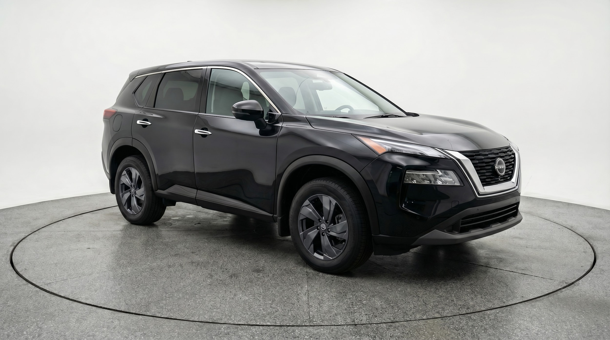Thumbnail: 2025 Nissan Rogue - 1