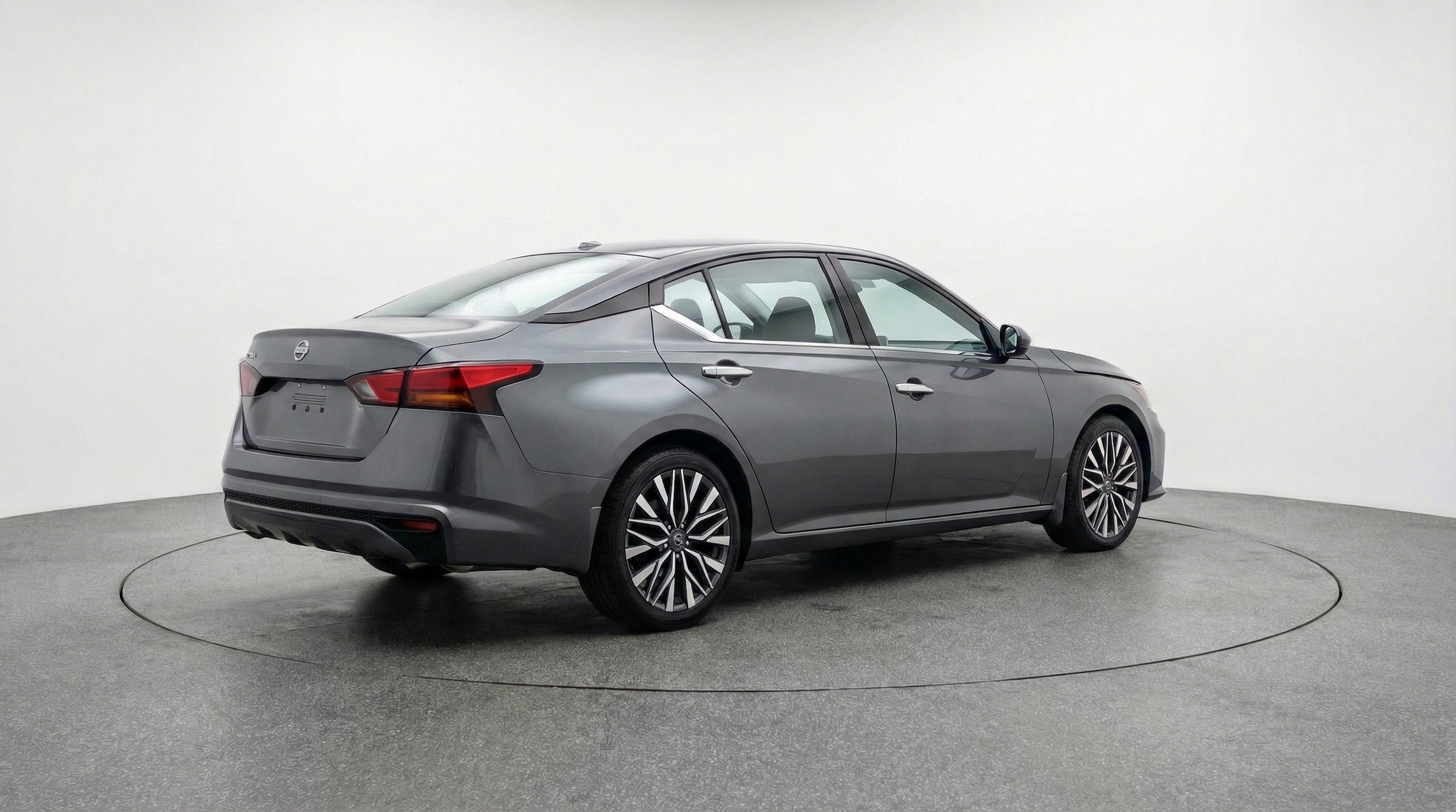 Thumbnail: 2025 Nissan Altima - 9