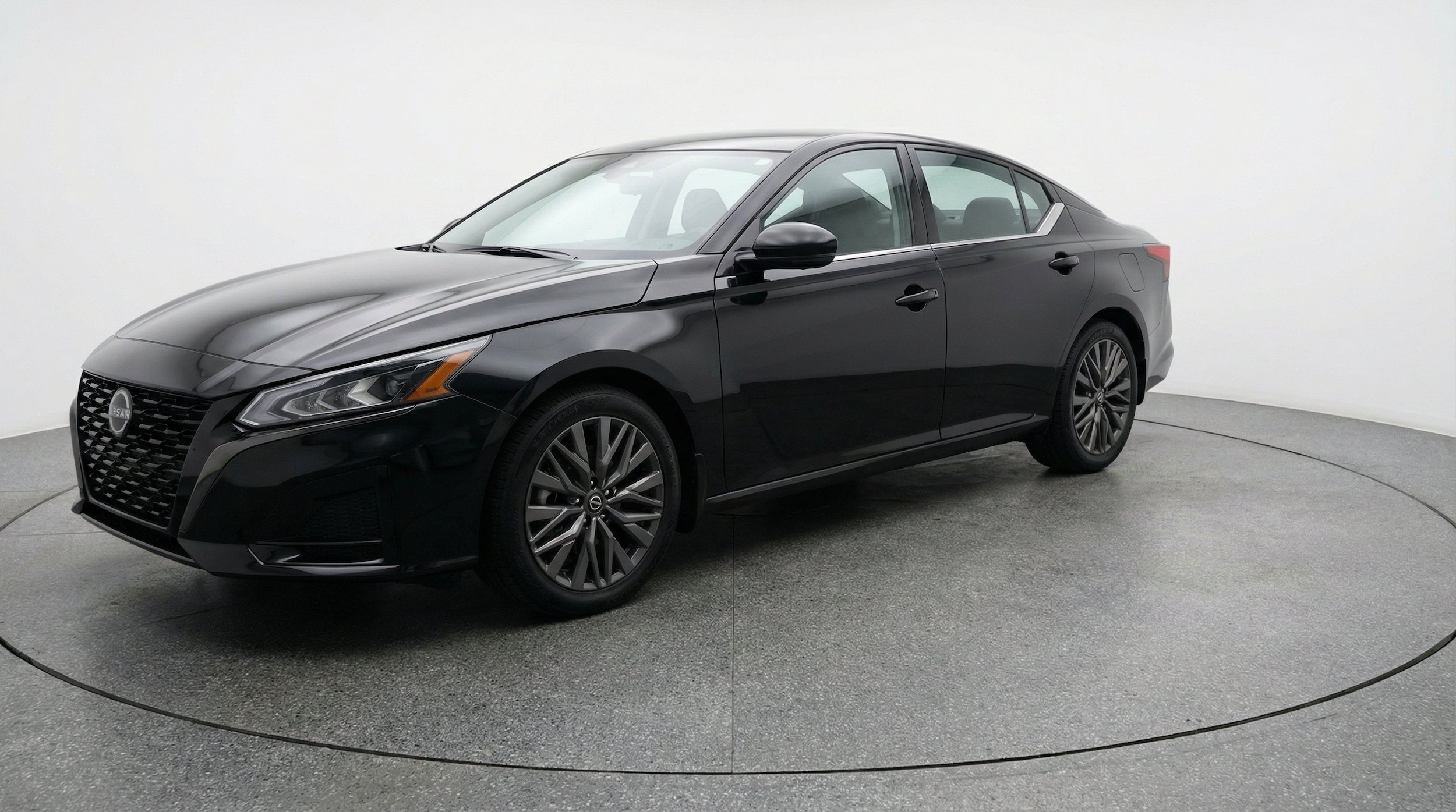 Thumbnail: 2025 Nissan Altima - 3