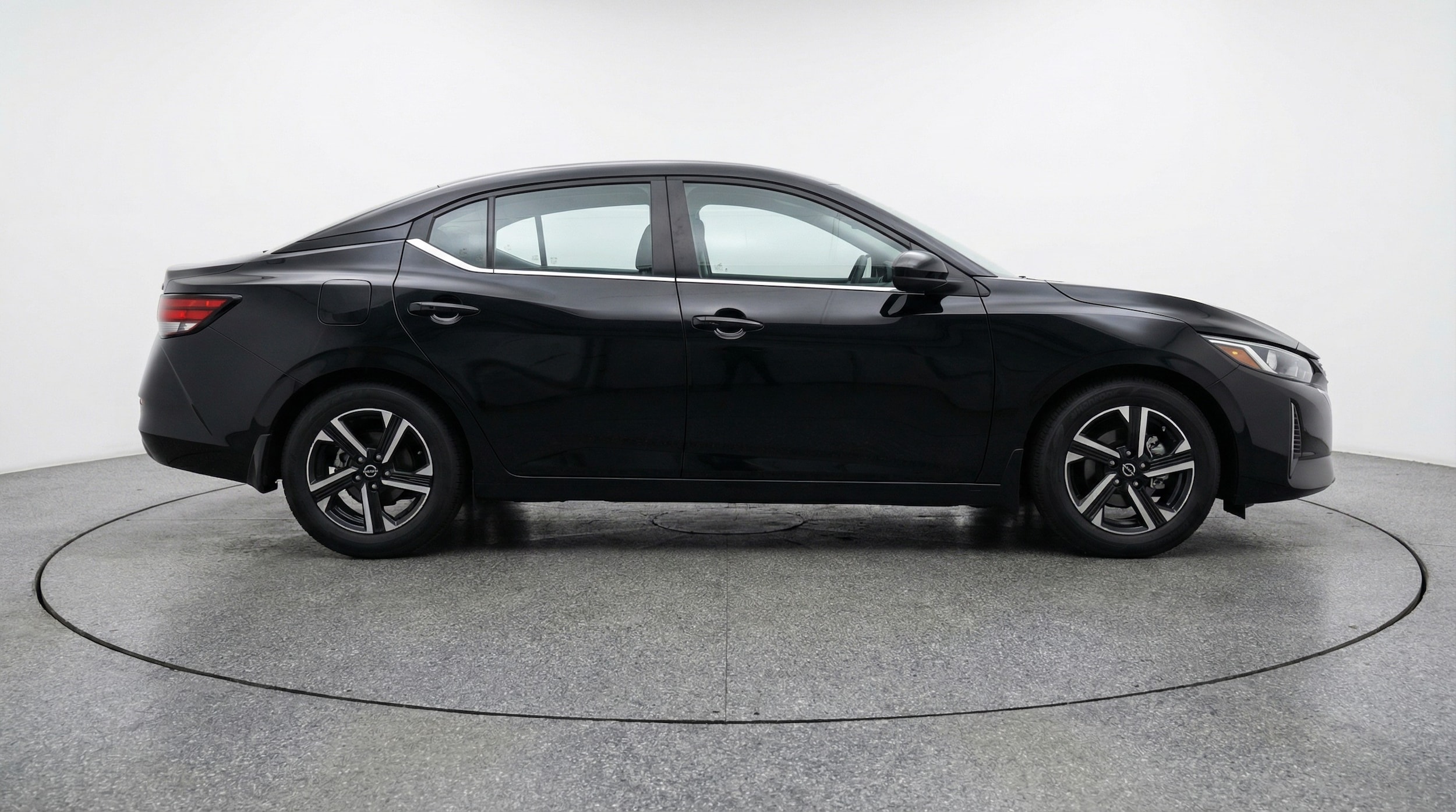 Thumbnail: 2025 Nissan Sentra - 8