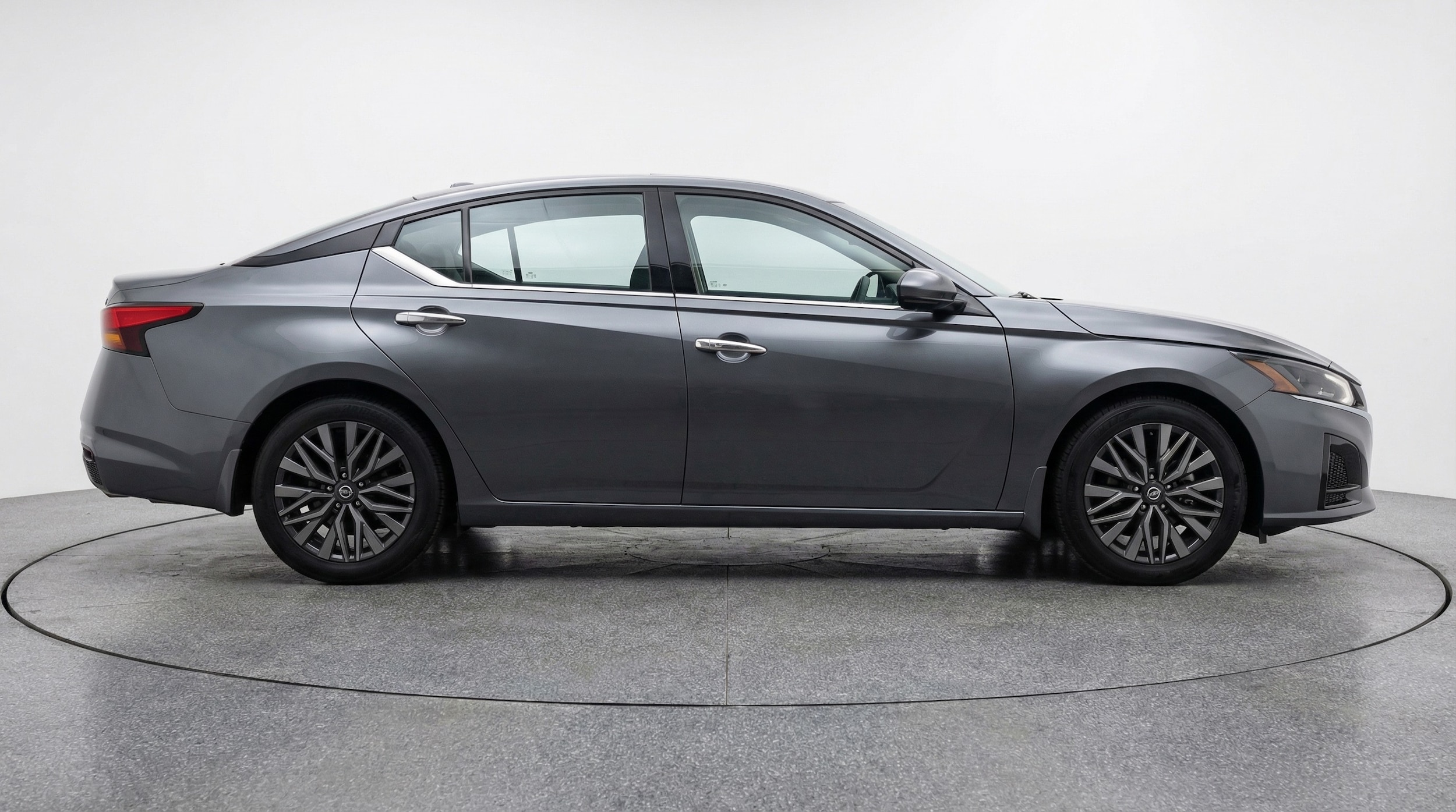 Thumbnail: 2025 Nissan Altima - 8