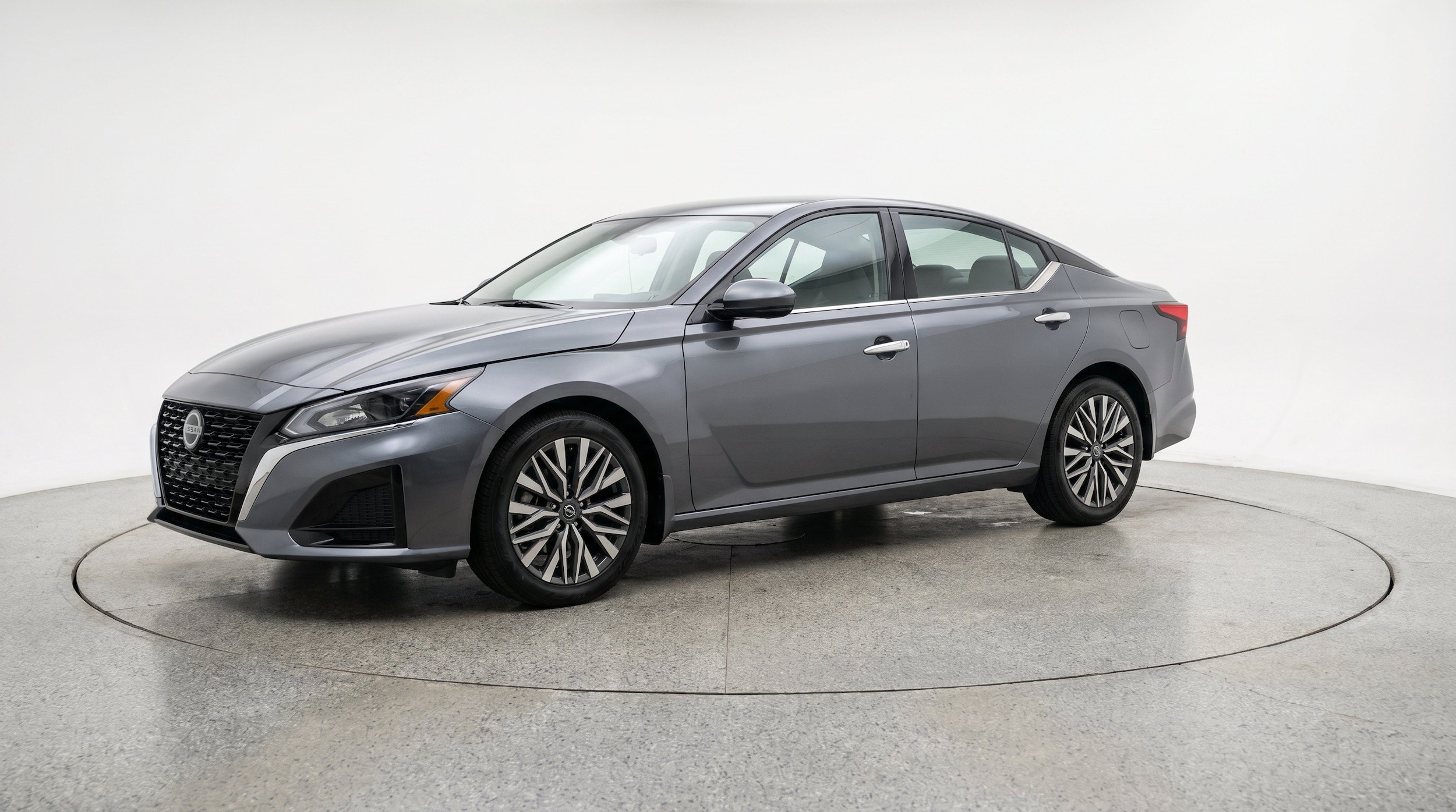 Thumbnail: 2025 Nissan Altima - 3