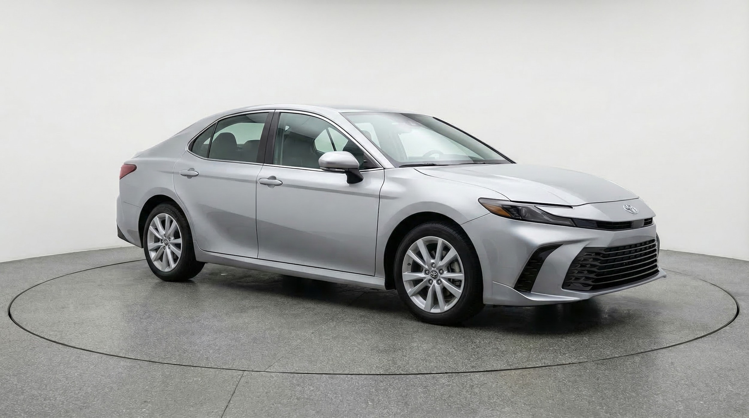 Thumbnail: 2025 Toyota Camry - 1