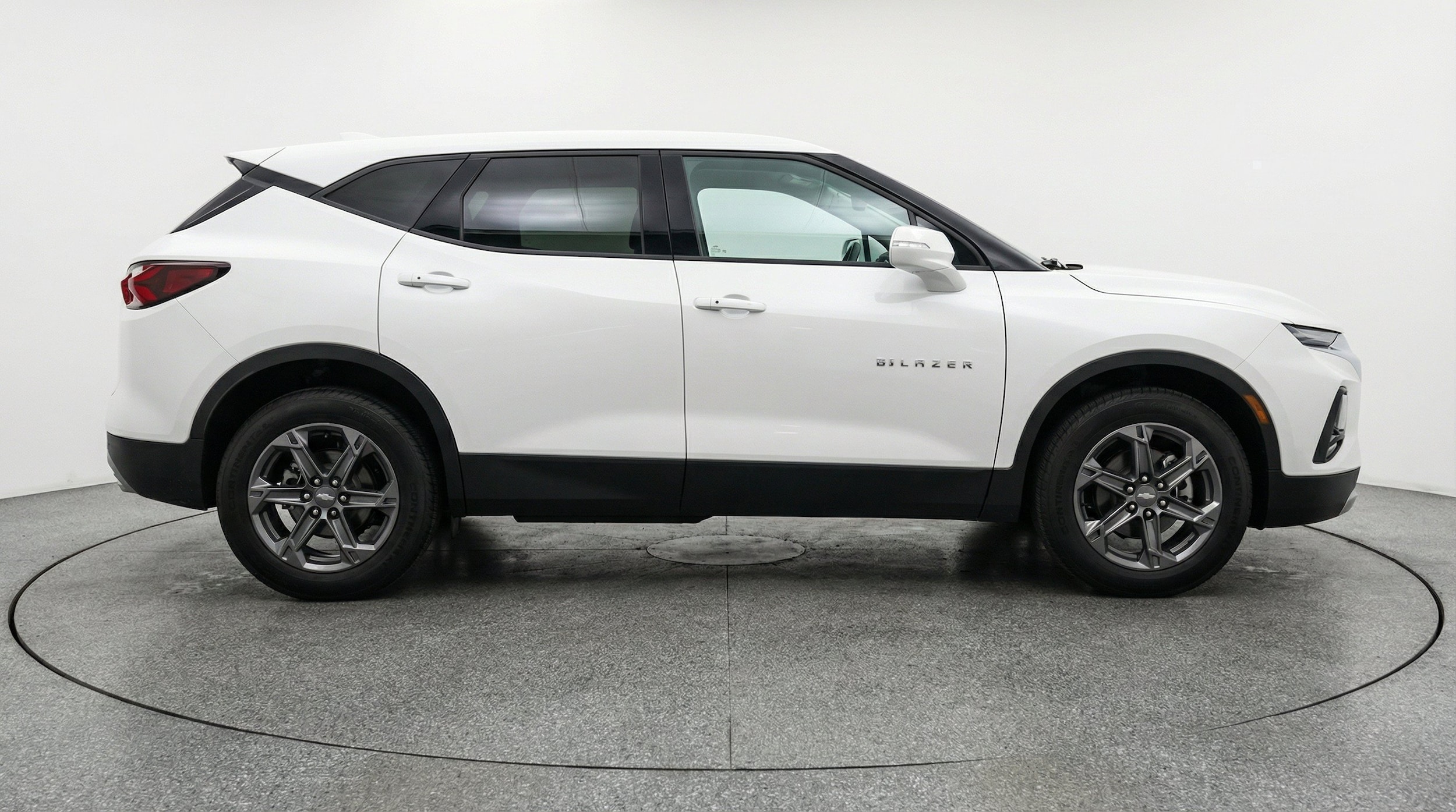 Thumbnail: 2025 Chevrolet Blazer - 11
