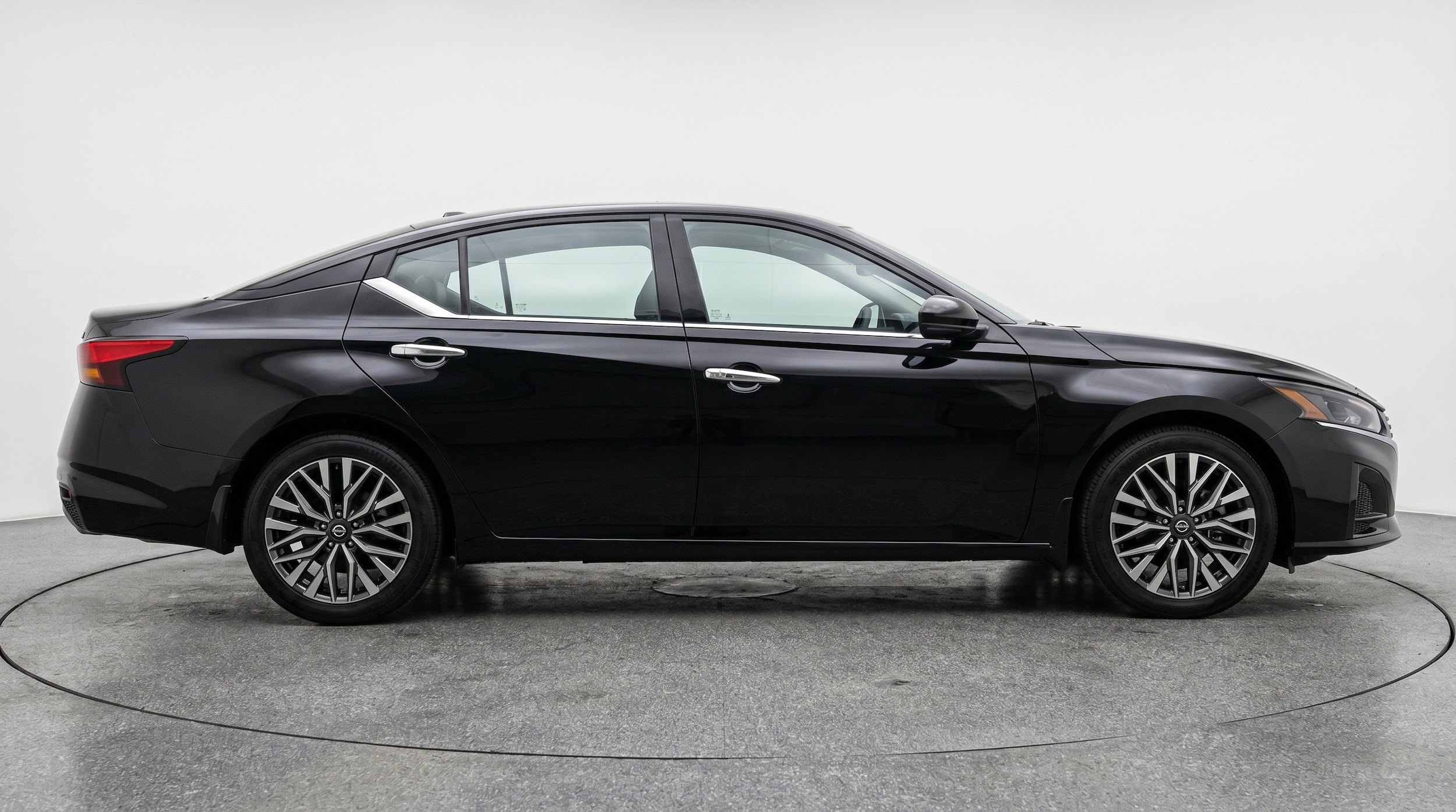 Thumbnail: 2025 Nissan Altima - 11
