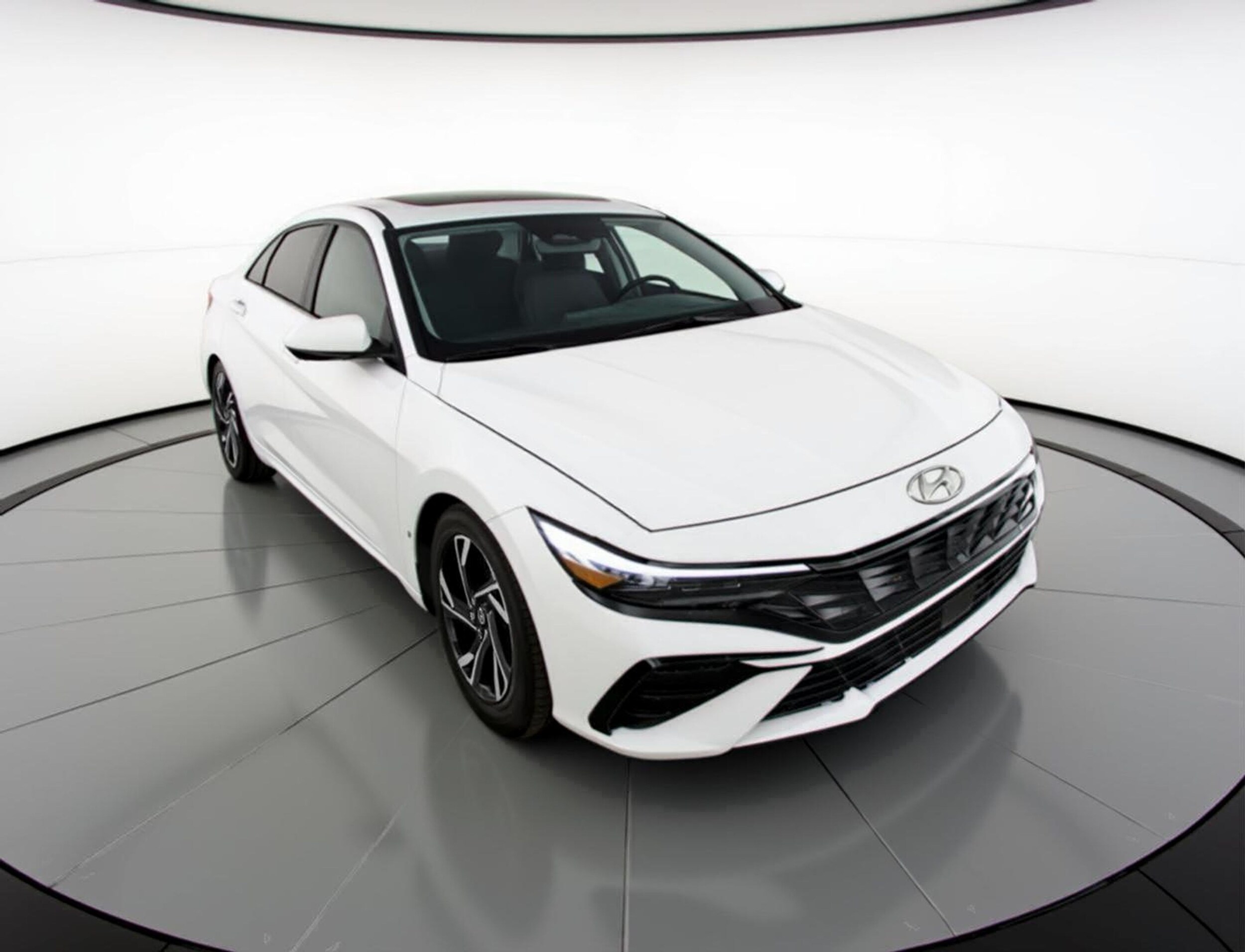 Thumbnail: 2025 Hyundai Elantra - 1