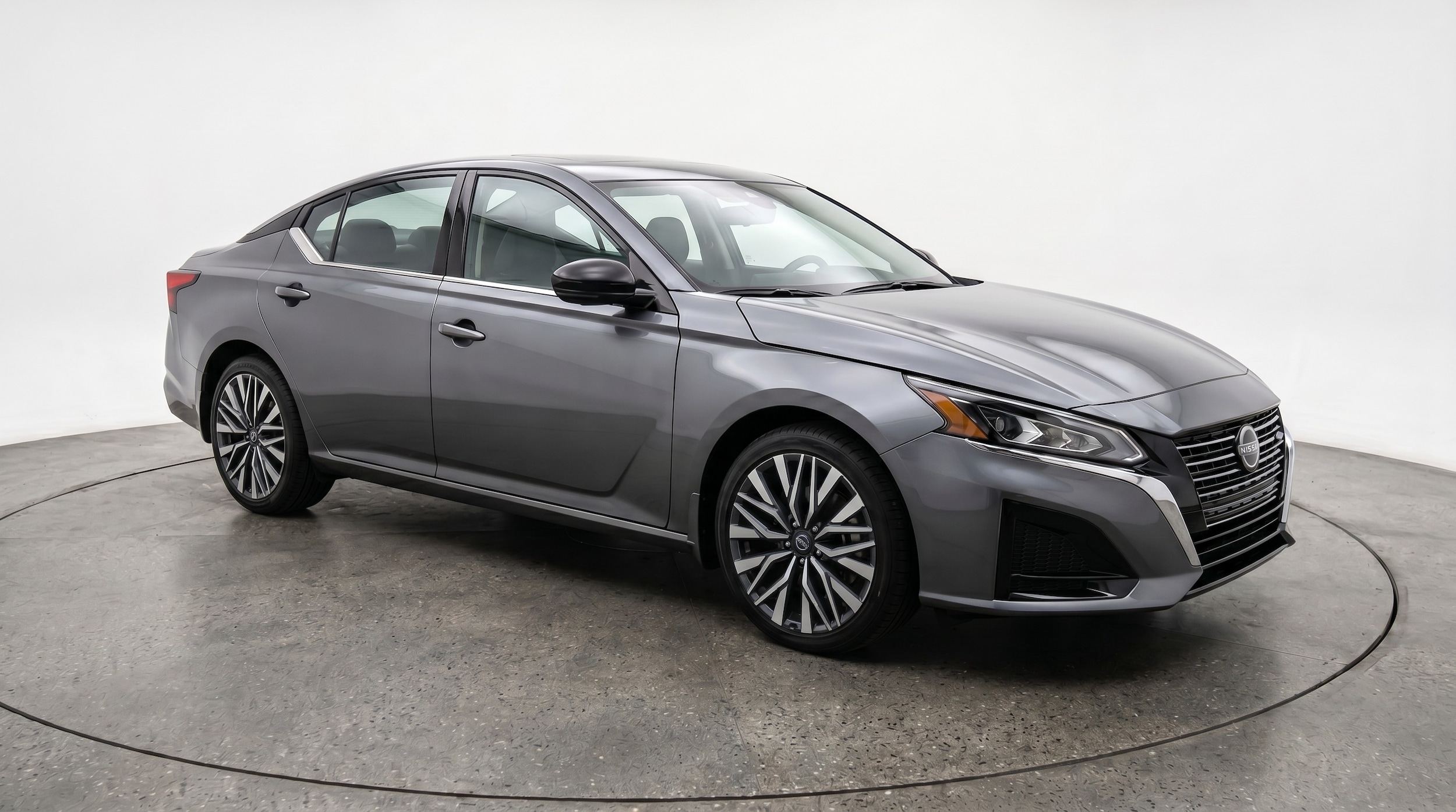 Thumbnail: 2025 Nissan Altima - 1