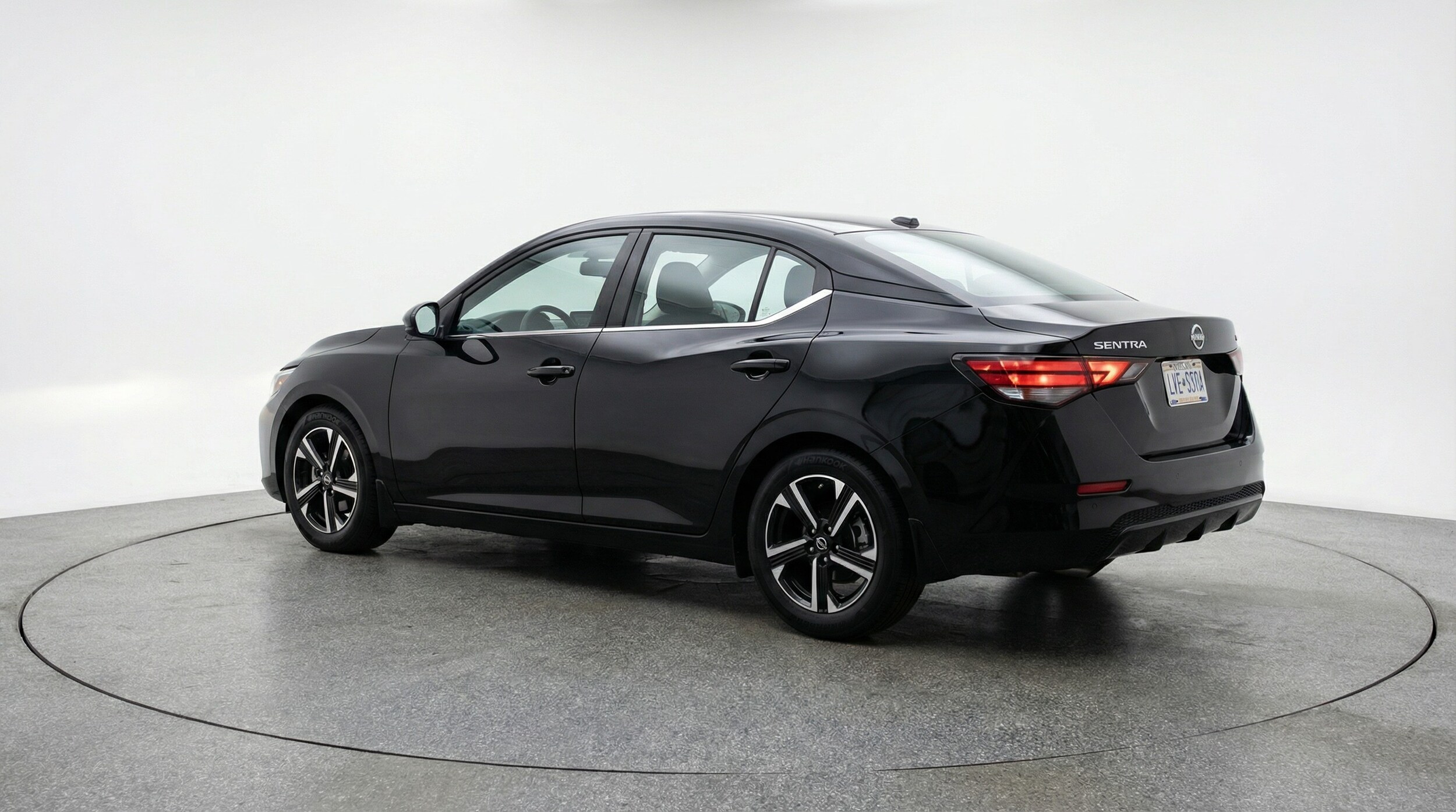 Thumbnail: 2025 Nissan Sentra - 5