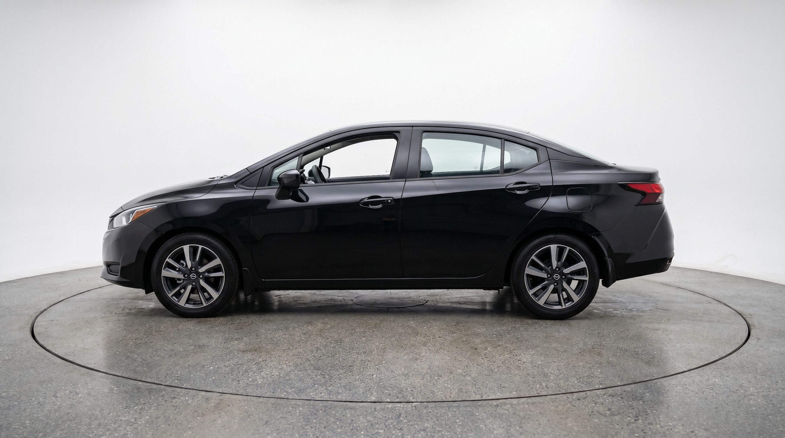 Thumbnail: 2025 Nissan Versa - 4