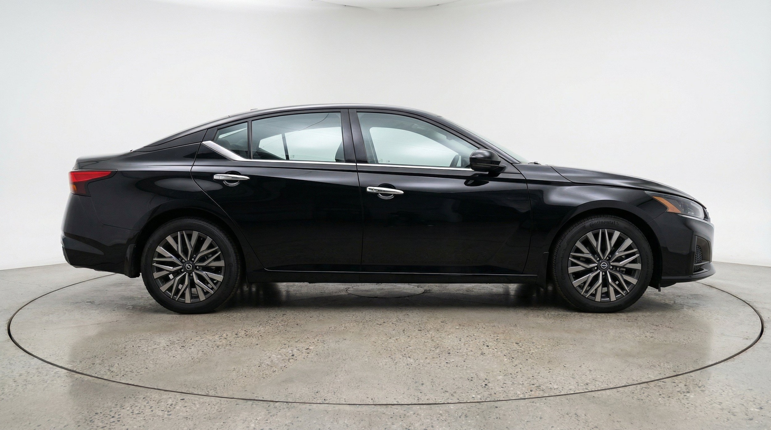 Thumbnail: 2025 Nissan Altima - 11