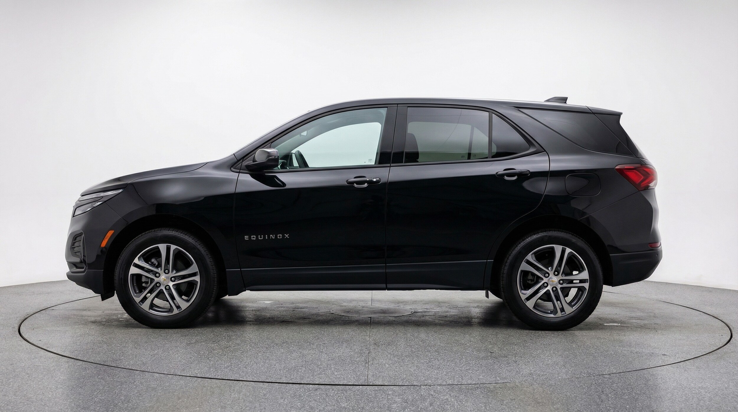 Thumbnail: 2025 Chevrolet Equinox - 4
