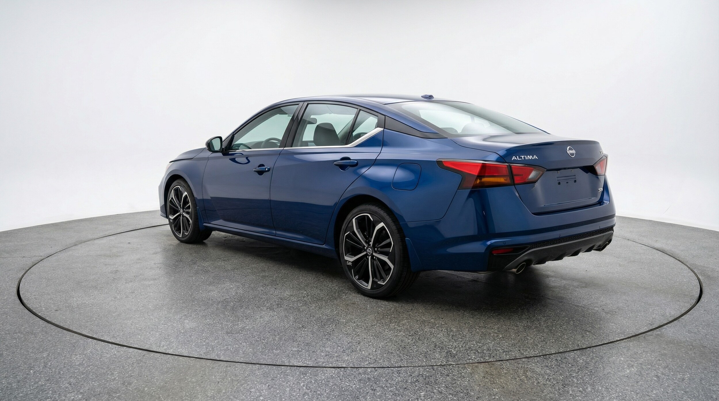 Thumbnail: 2025 Nissan Altima - 5