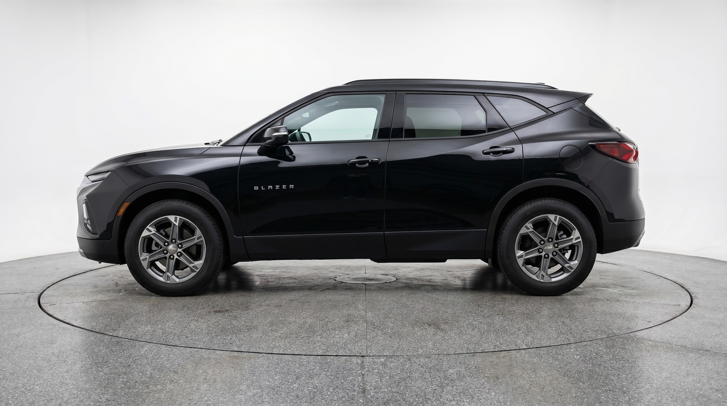Thumbnail: 2025 Chevrolet Blazer - 4