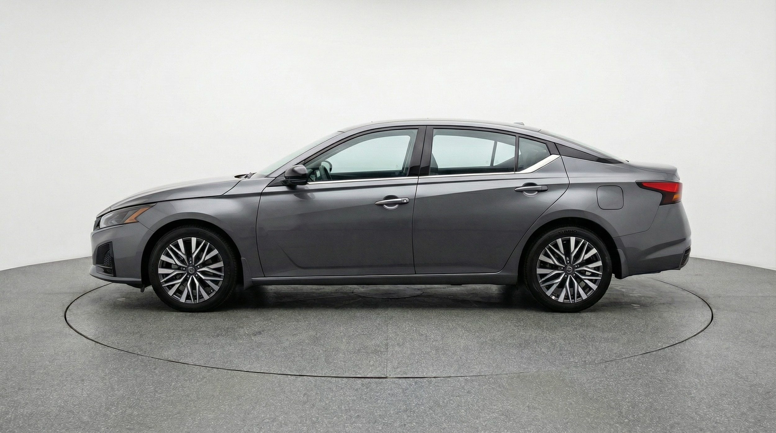 Thumbnail: 2025 Nissan Altima - 4