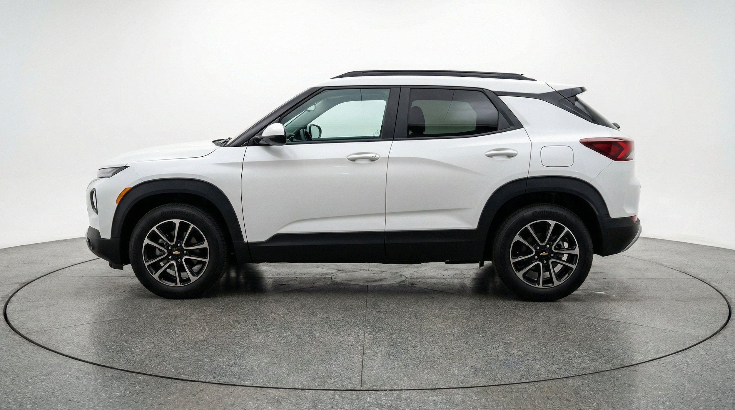 Thumbnail: 2025 Chevrolet TrailBlazer - 5