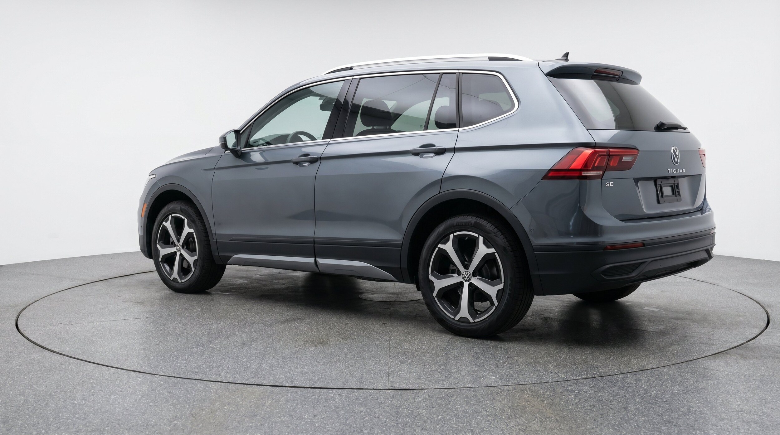 Thumbnail: 2026 Volkswagen Tiguan - 6