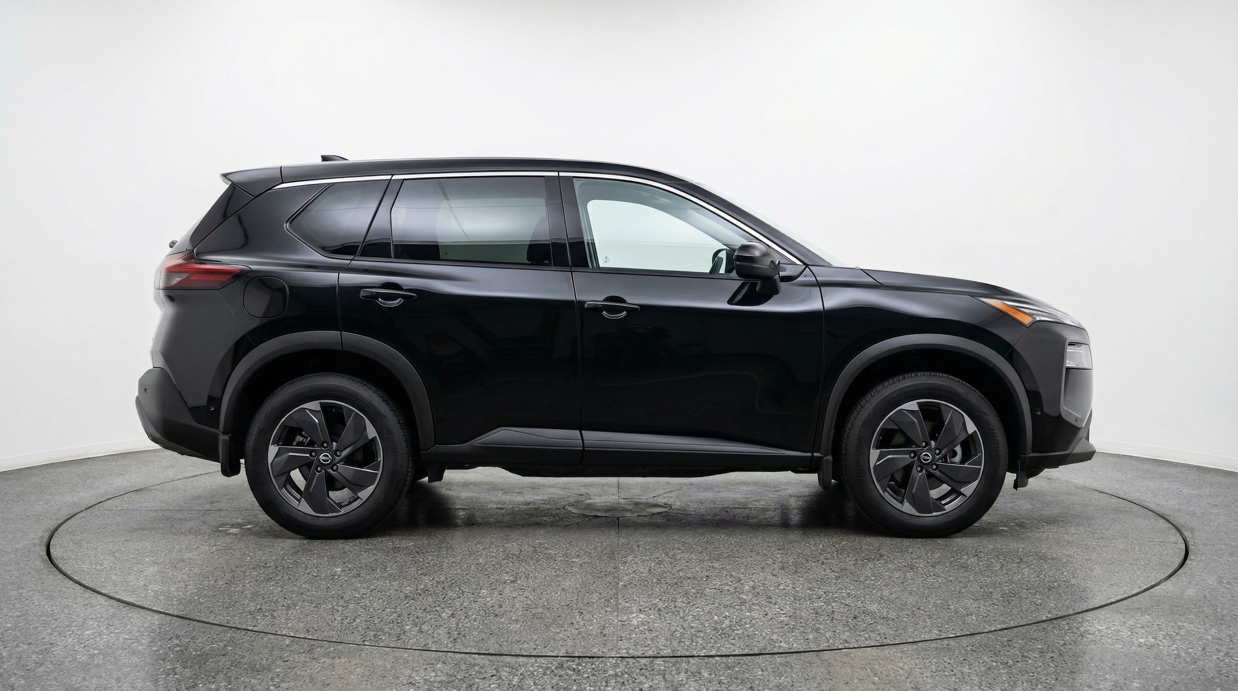 Thumbnail: 2025 Nissan Rogue - 8