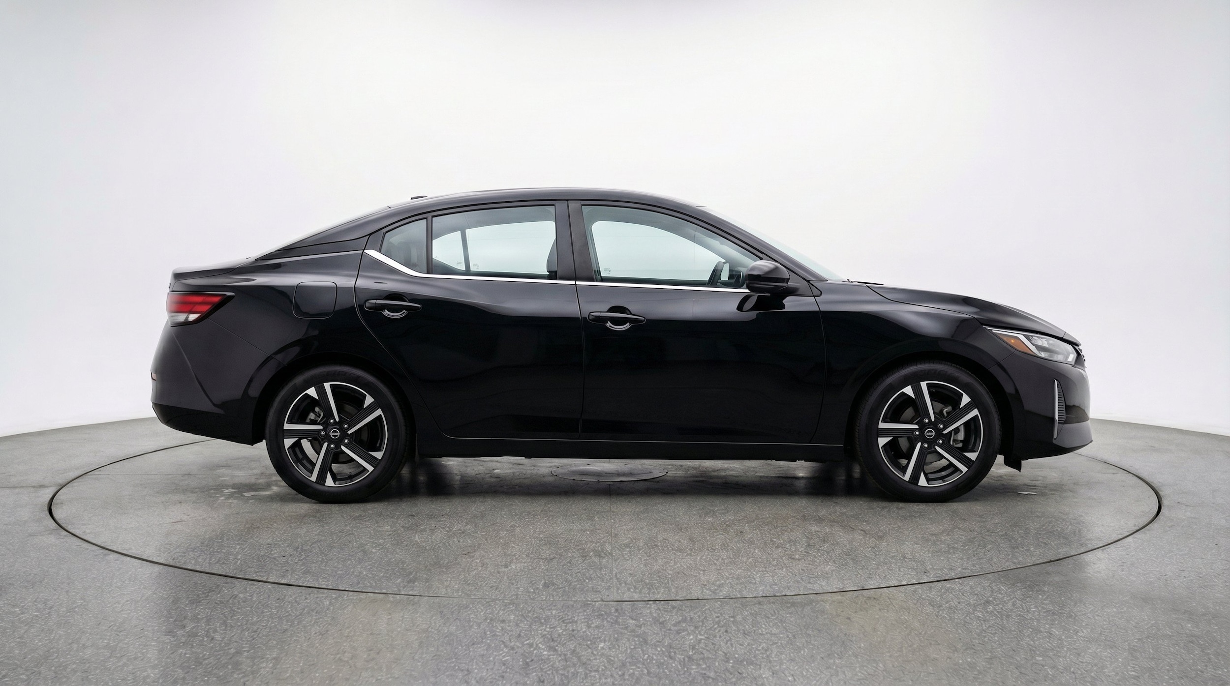 Thumbnail: 2025 Nissan Sentra - 11