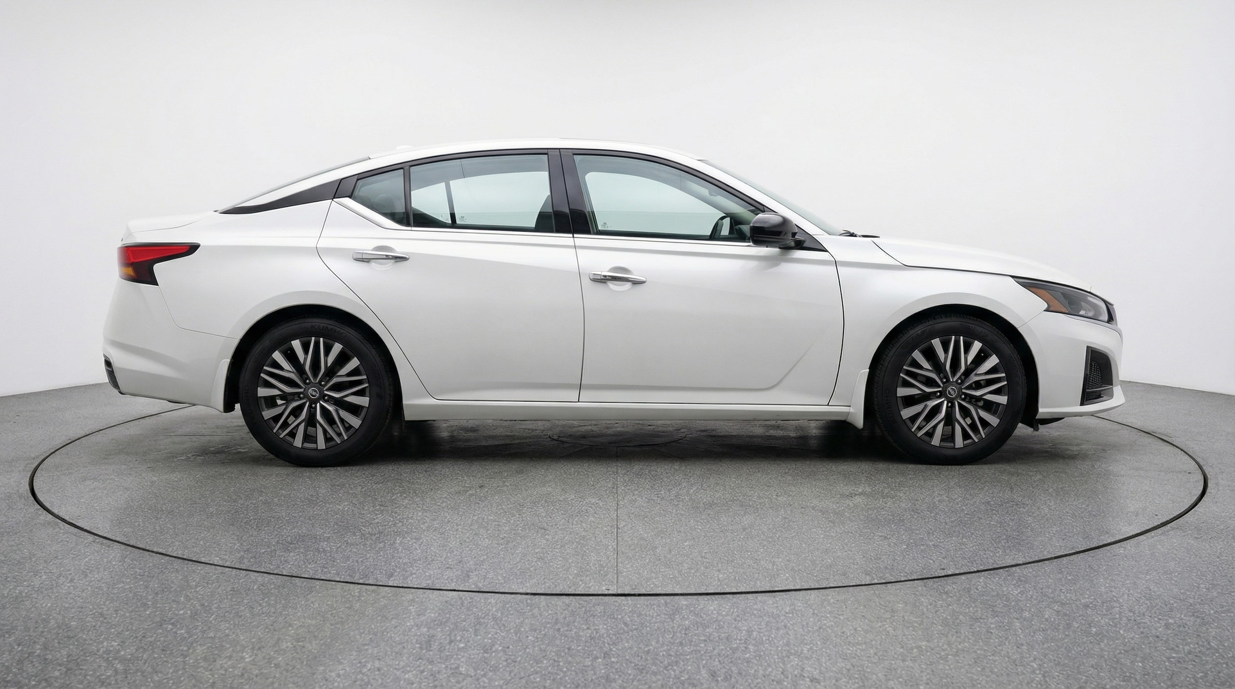 Thumbnail: 2025 Nissan Altima - 8