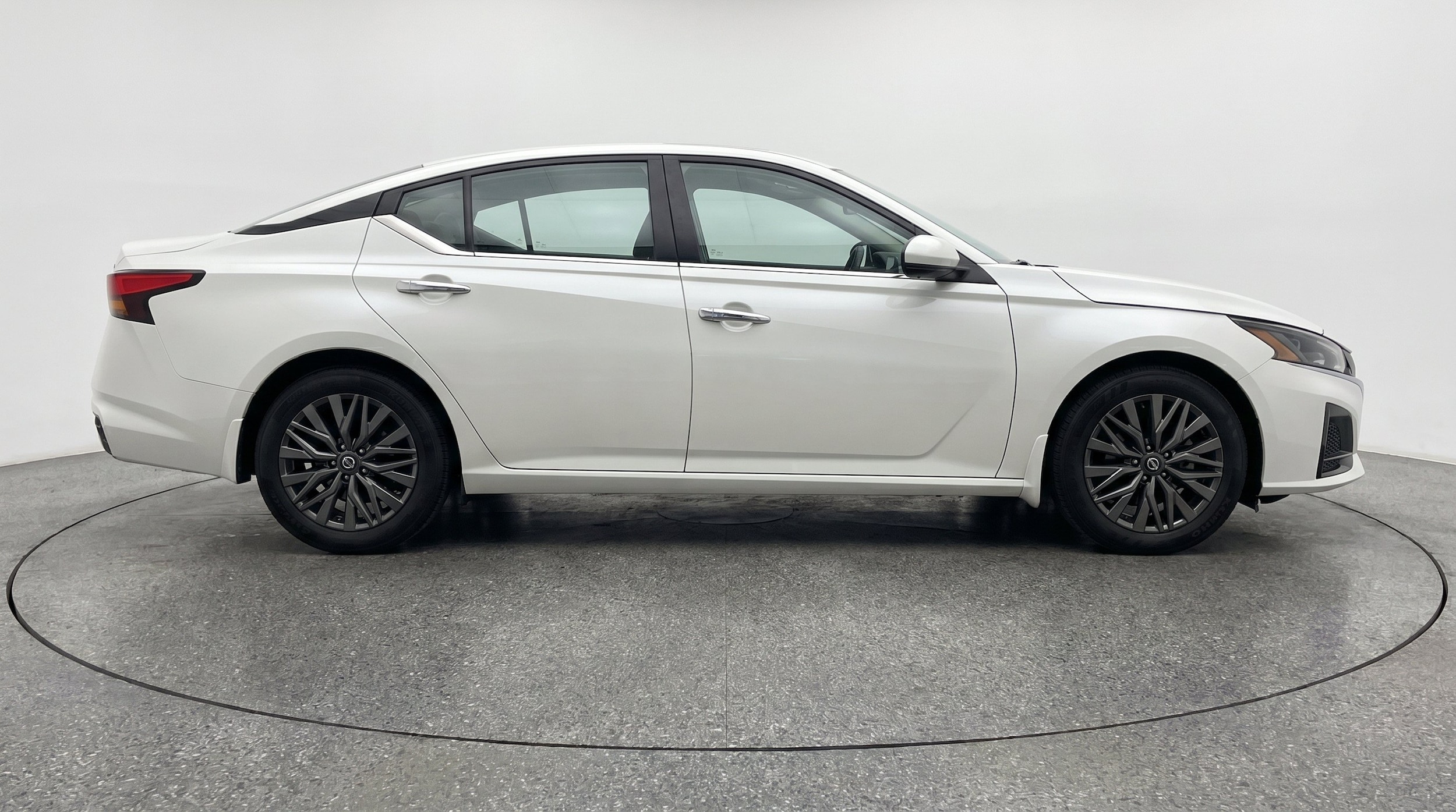 Thumbnail: 2025 Nissan Altima - 11