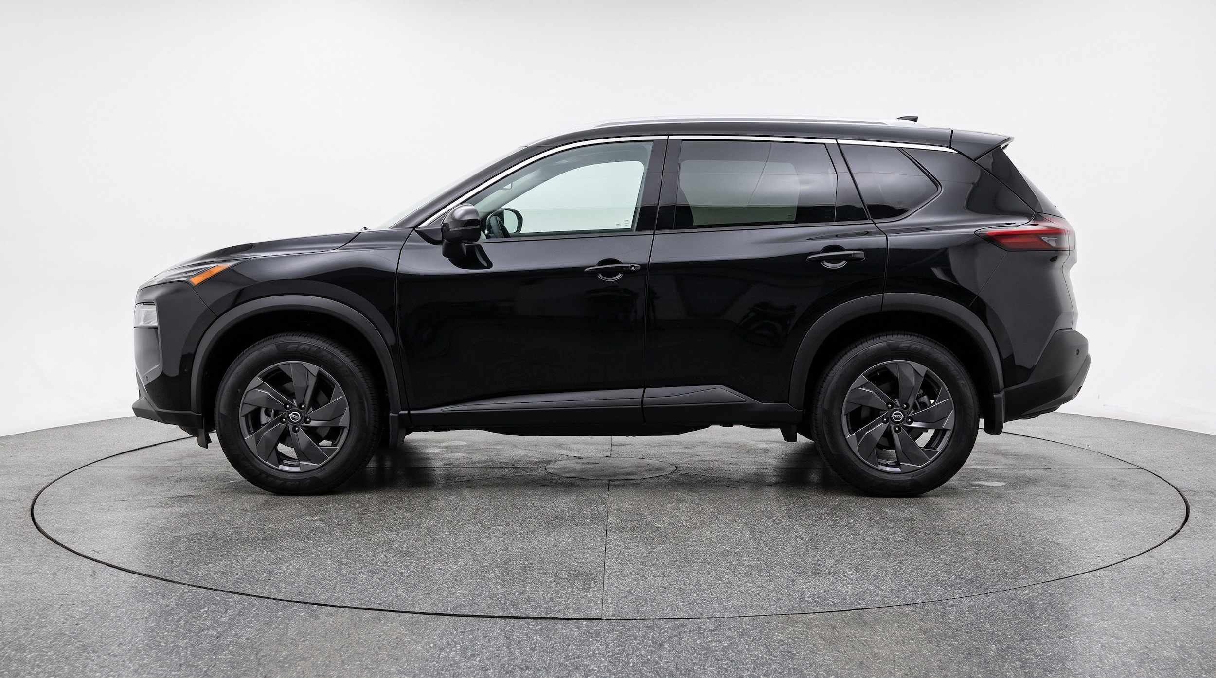 Thumbnail: 2025 Nissan Rogue - 5