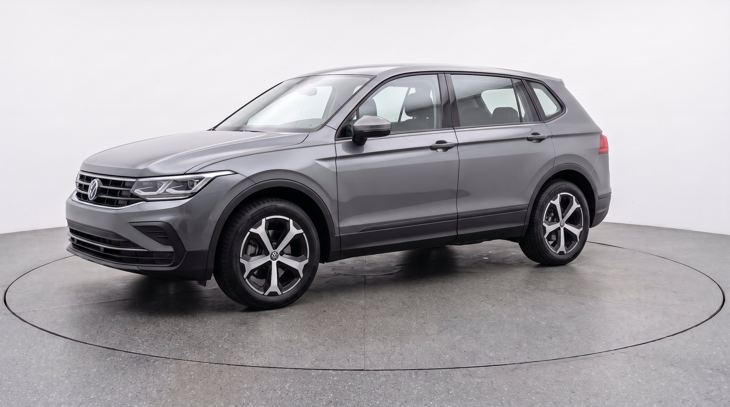 Thumbnail: 2026 Volkswagen Tiguan - 3