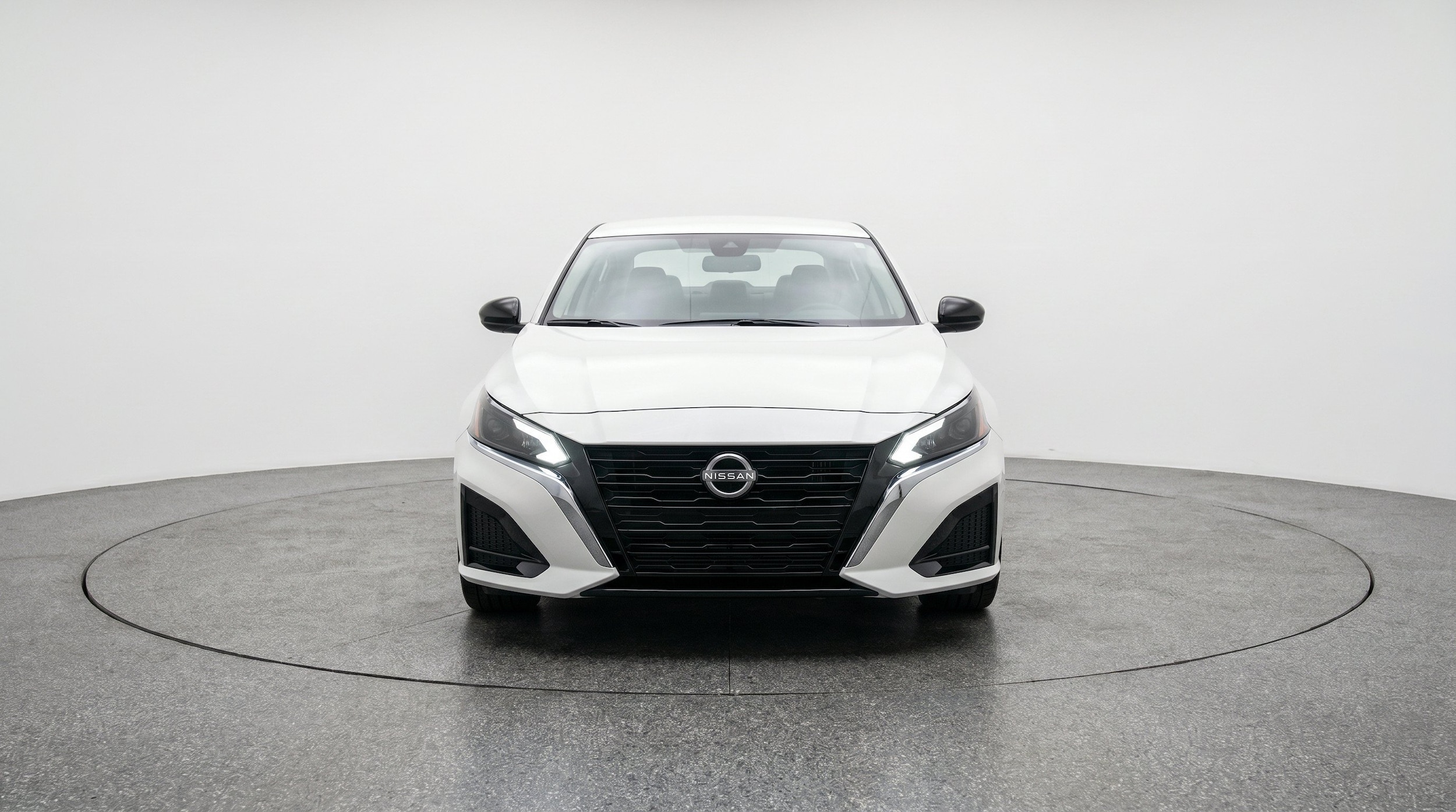 Thumbnail: 2025 Nissan Altima - 2