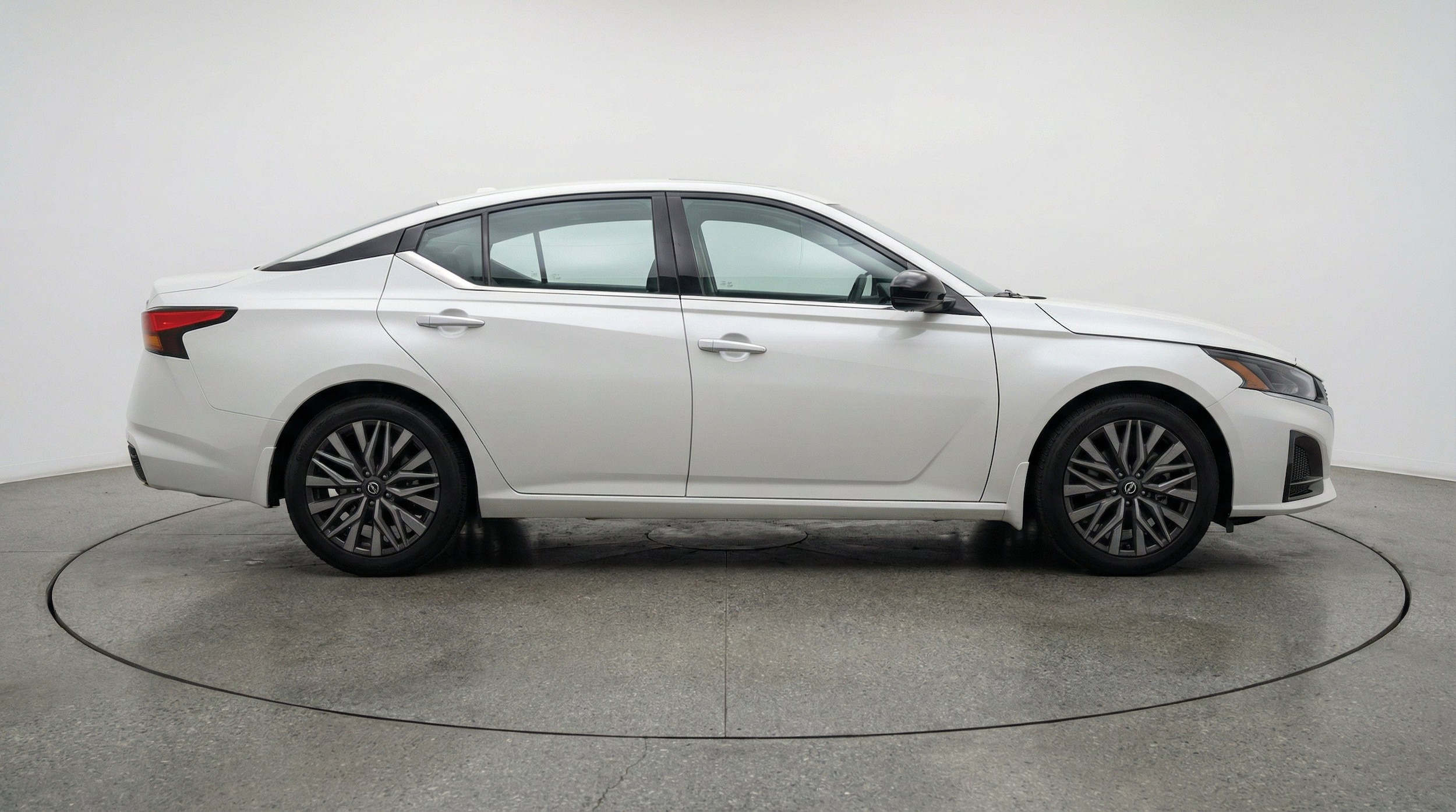 Thumbnail: 2025 Nissan Altima - 11