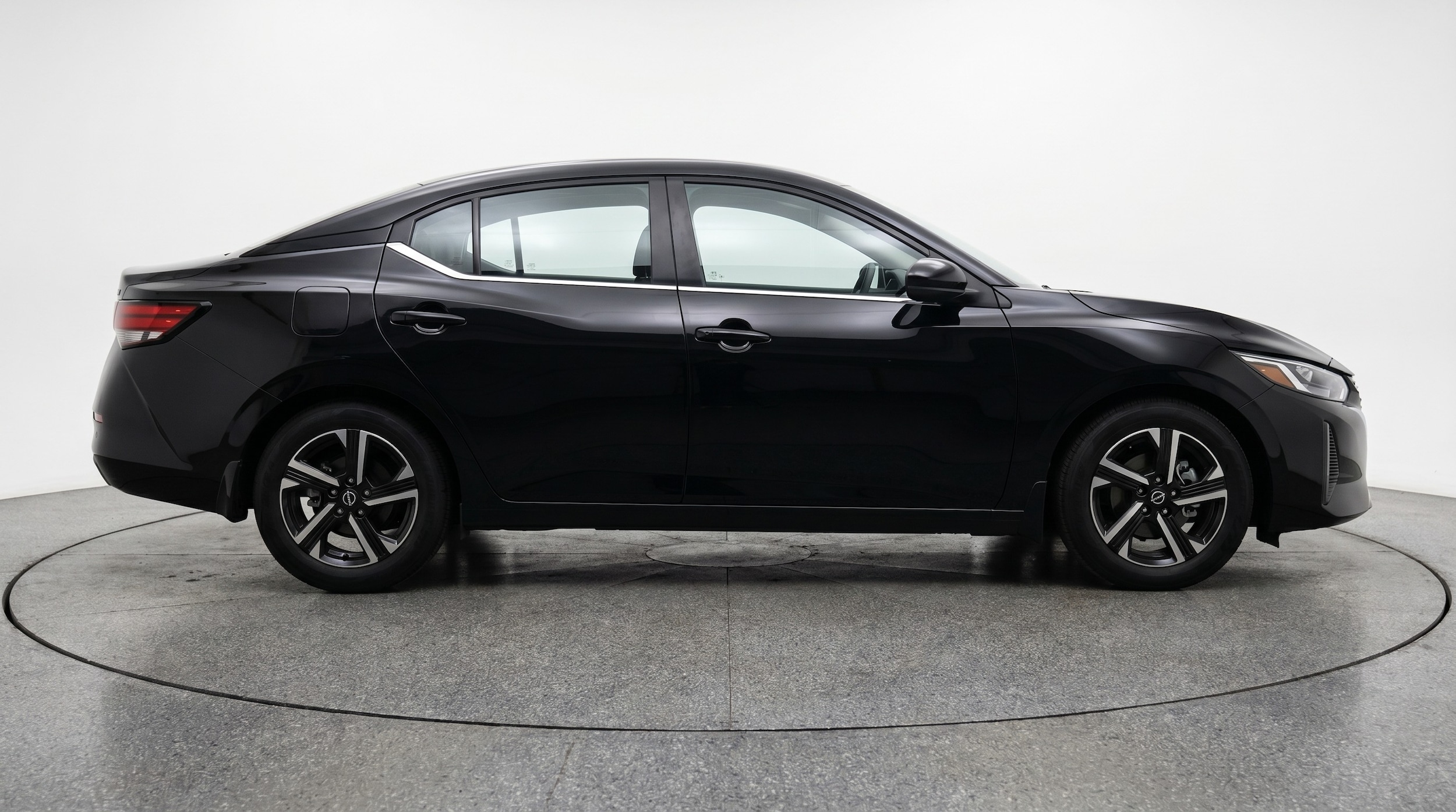 Thumbnail: 2025 Nissan Sentra - 8