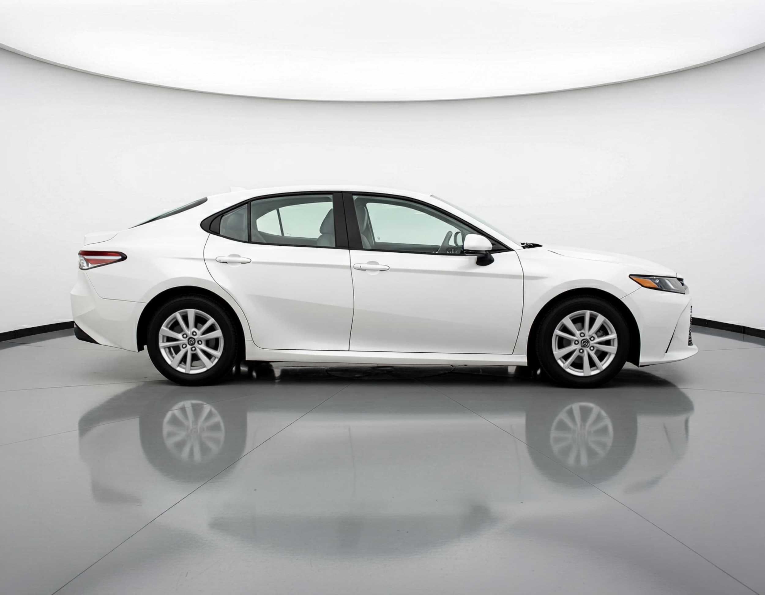 Thumbnail: 2025 Toyota Camry - 8