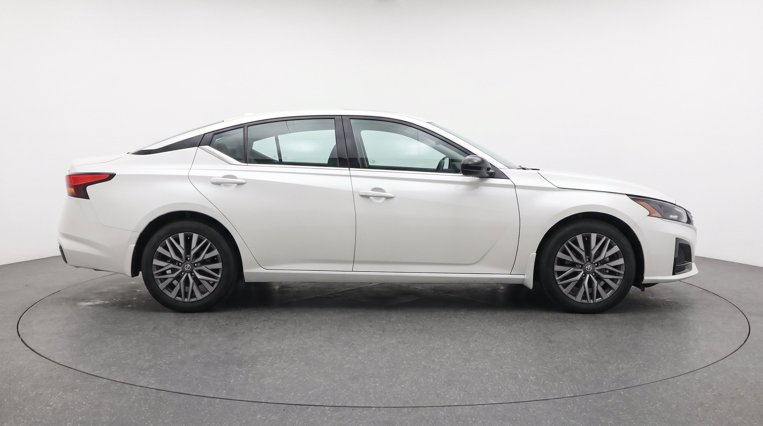 Thumbnail: 2025 Nissan Altima - 11