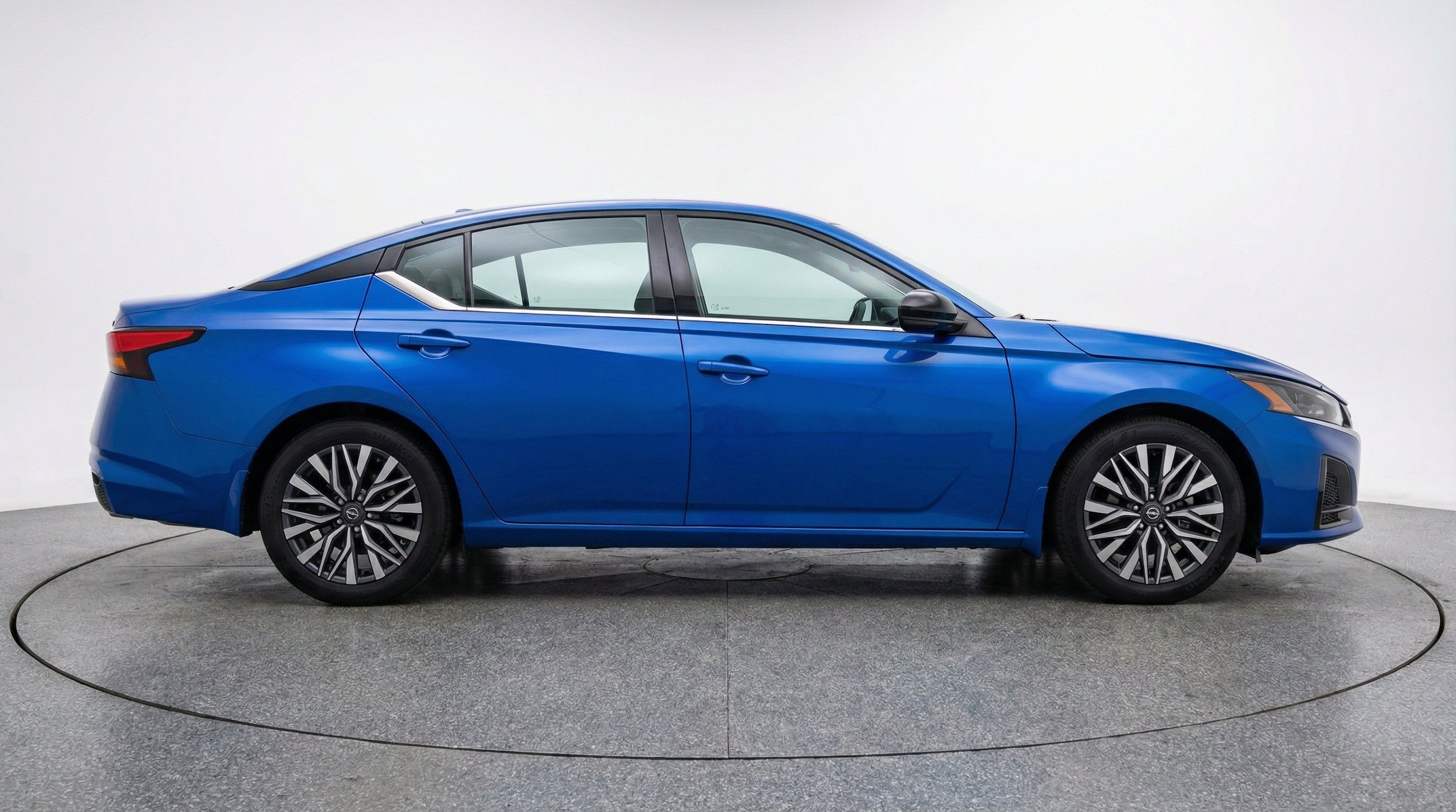 Thumbnail: 2025 Nissan Altima - 11