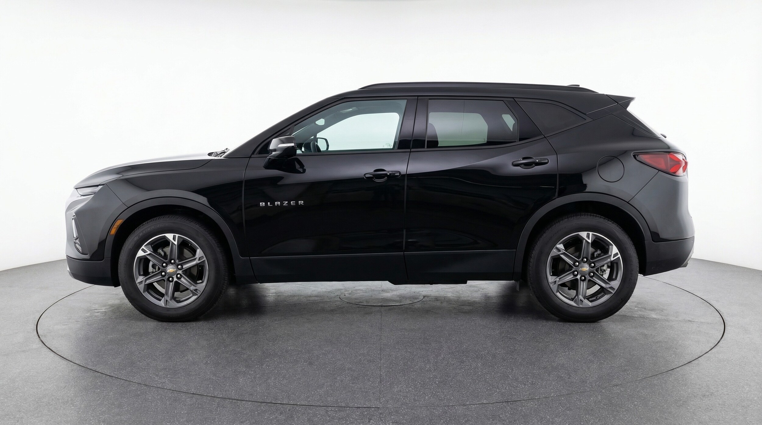 Thumbnail: 2025 Chevrolet Blazer - 4