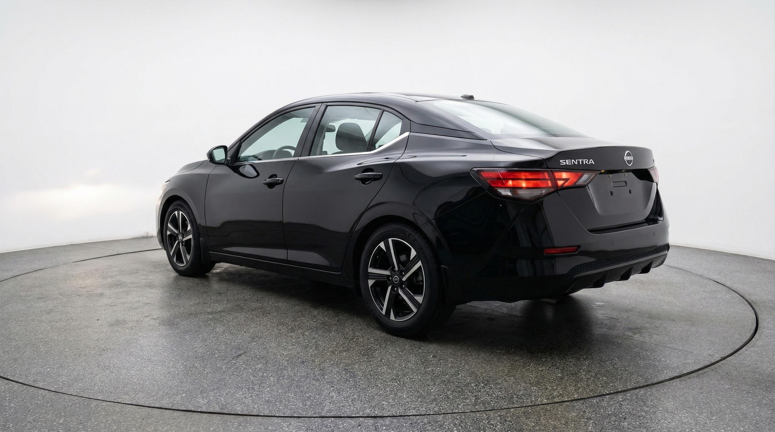 Thumbnail: 2025 Nissan Sentra - 5