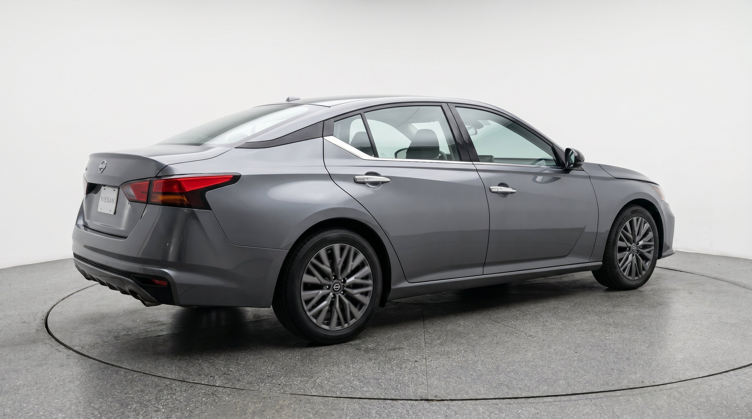 Thumbnail: 2025 Nissan Altima - 9