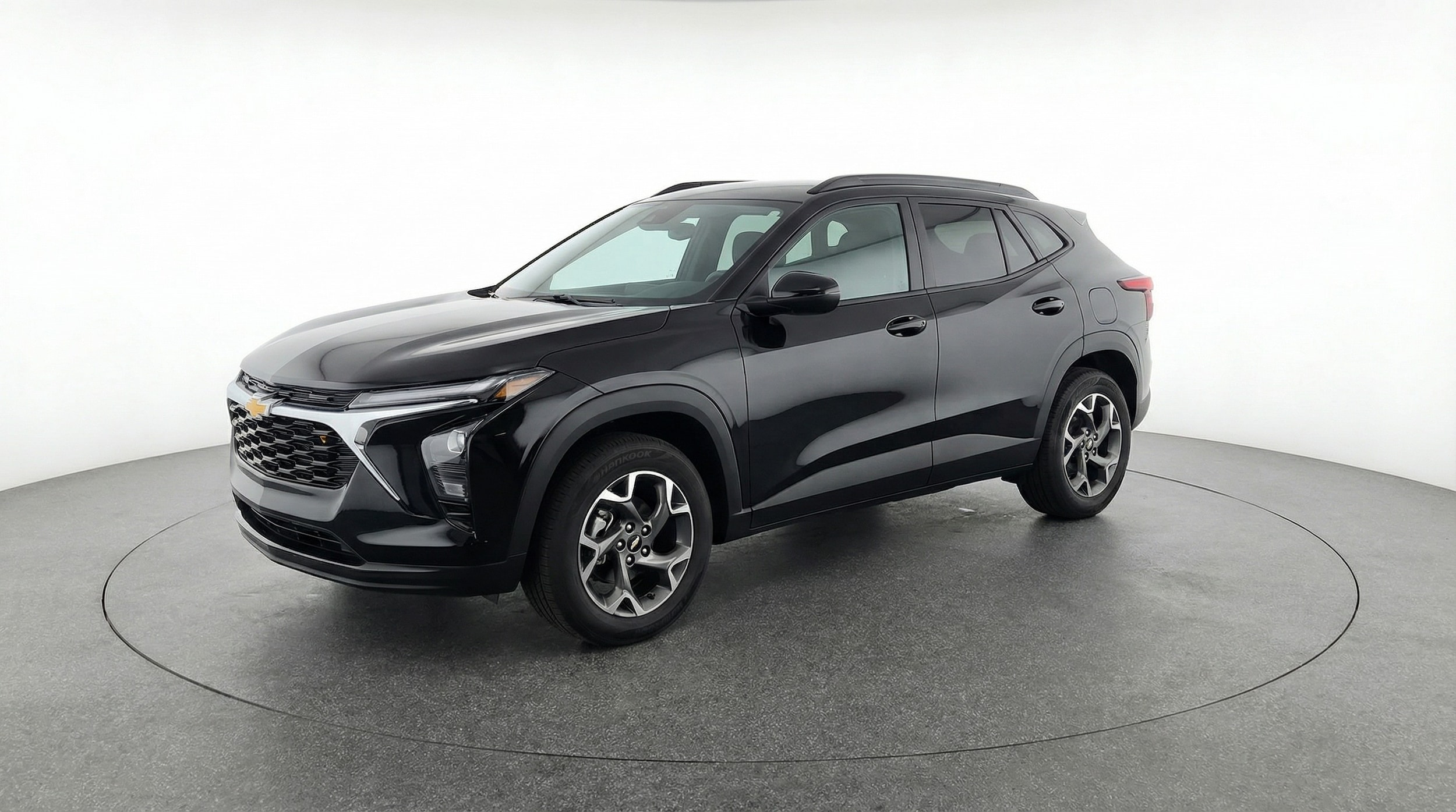 Thumbnail: 2025 Chevrolet Trax - 3